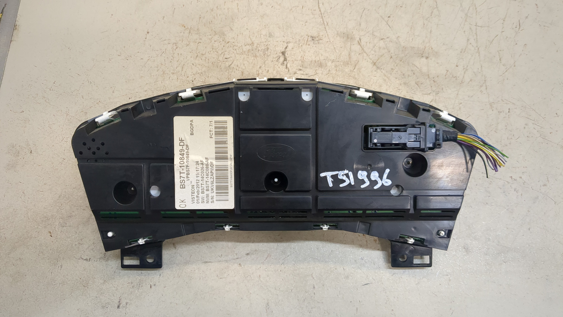 Панель приборов