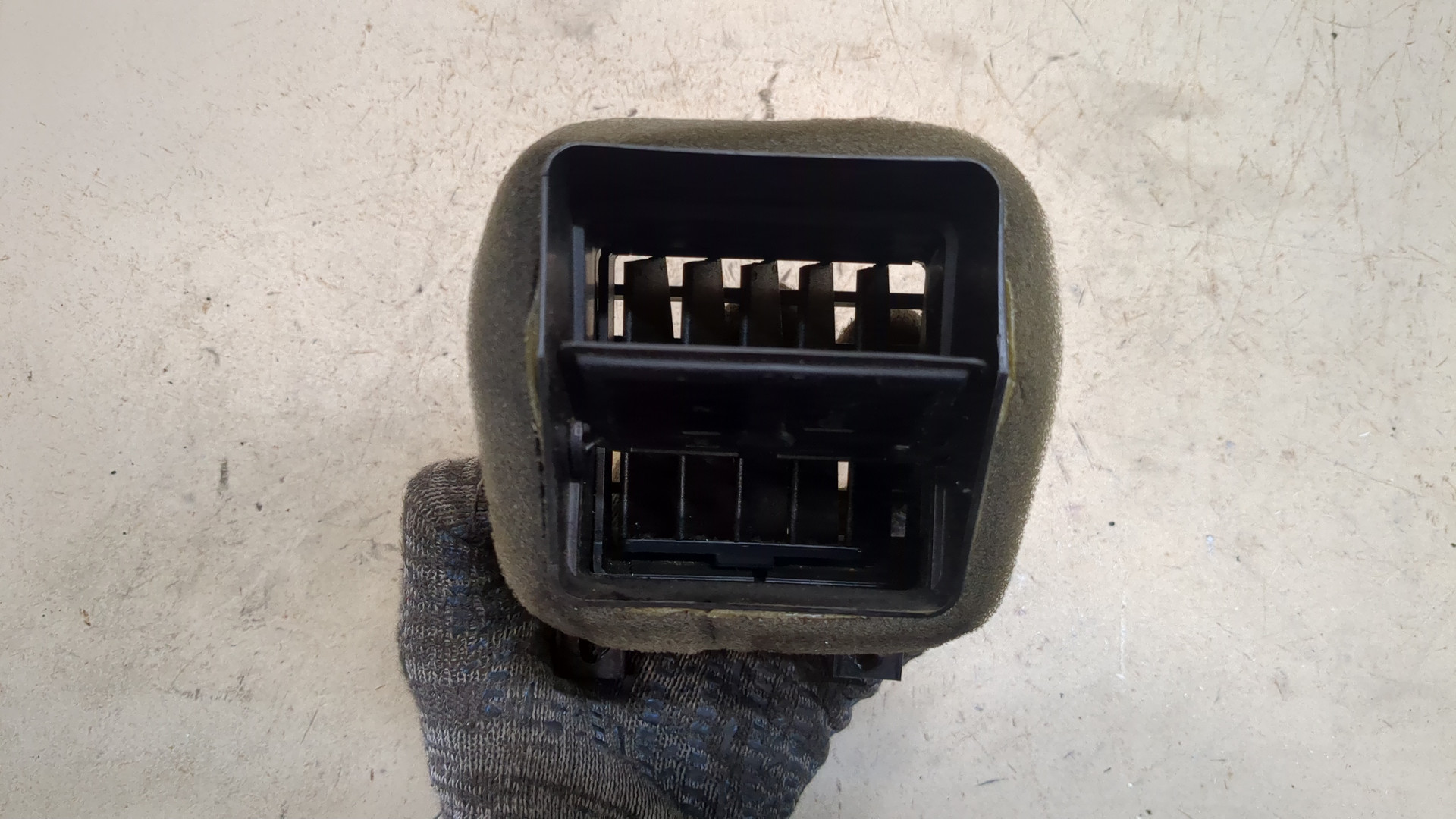 Дефлектор воздушный