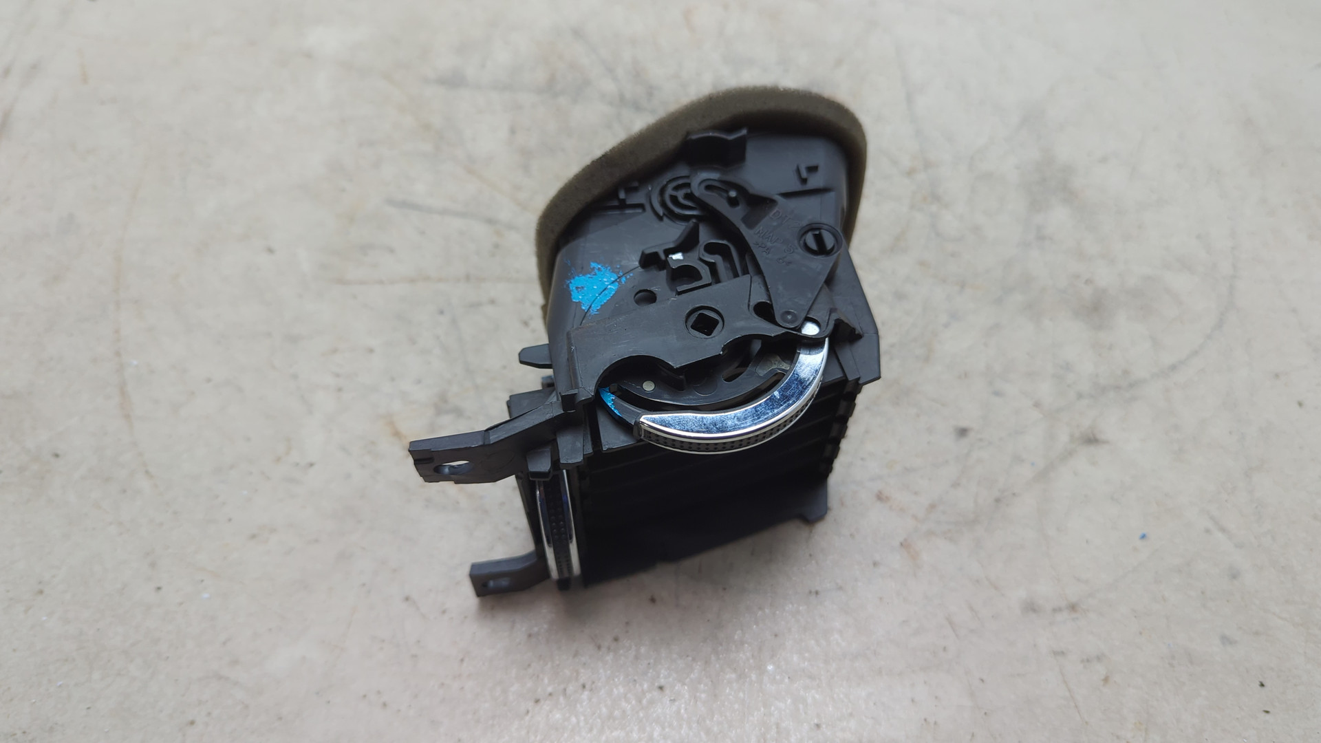 Дефлектор воздушный