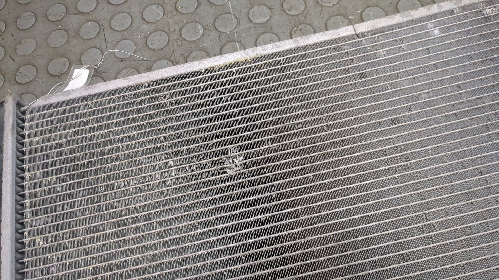 Радиатор охлаждения двигателя основной