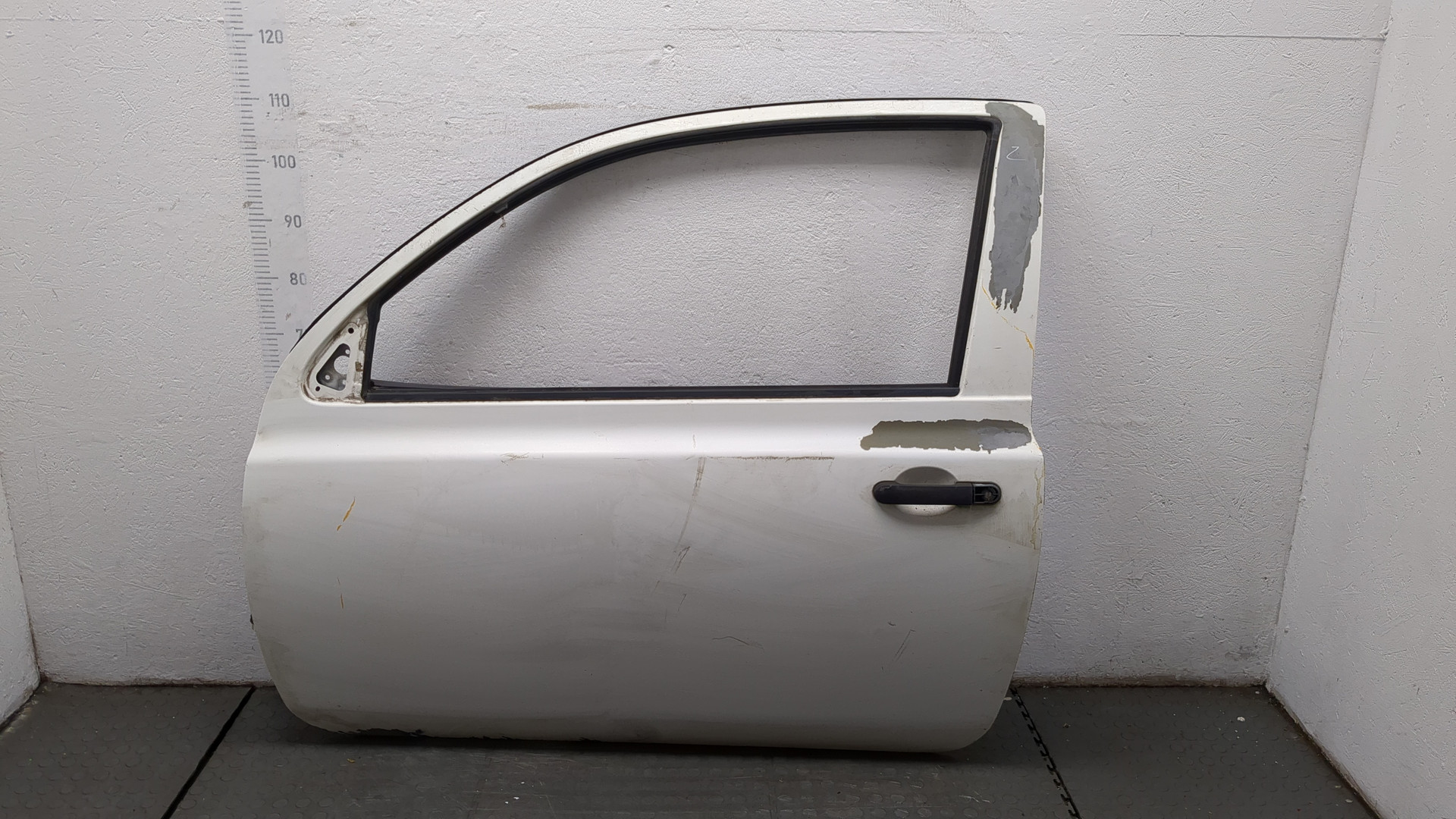 Дверь передняя левая