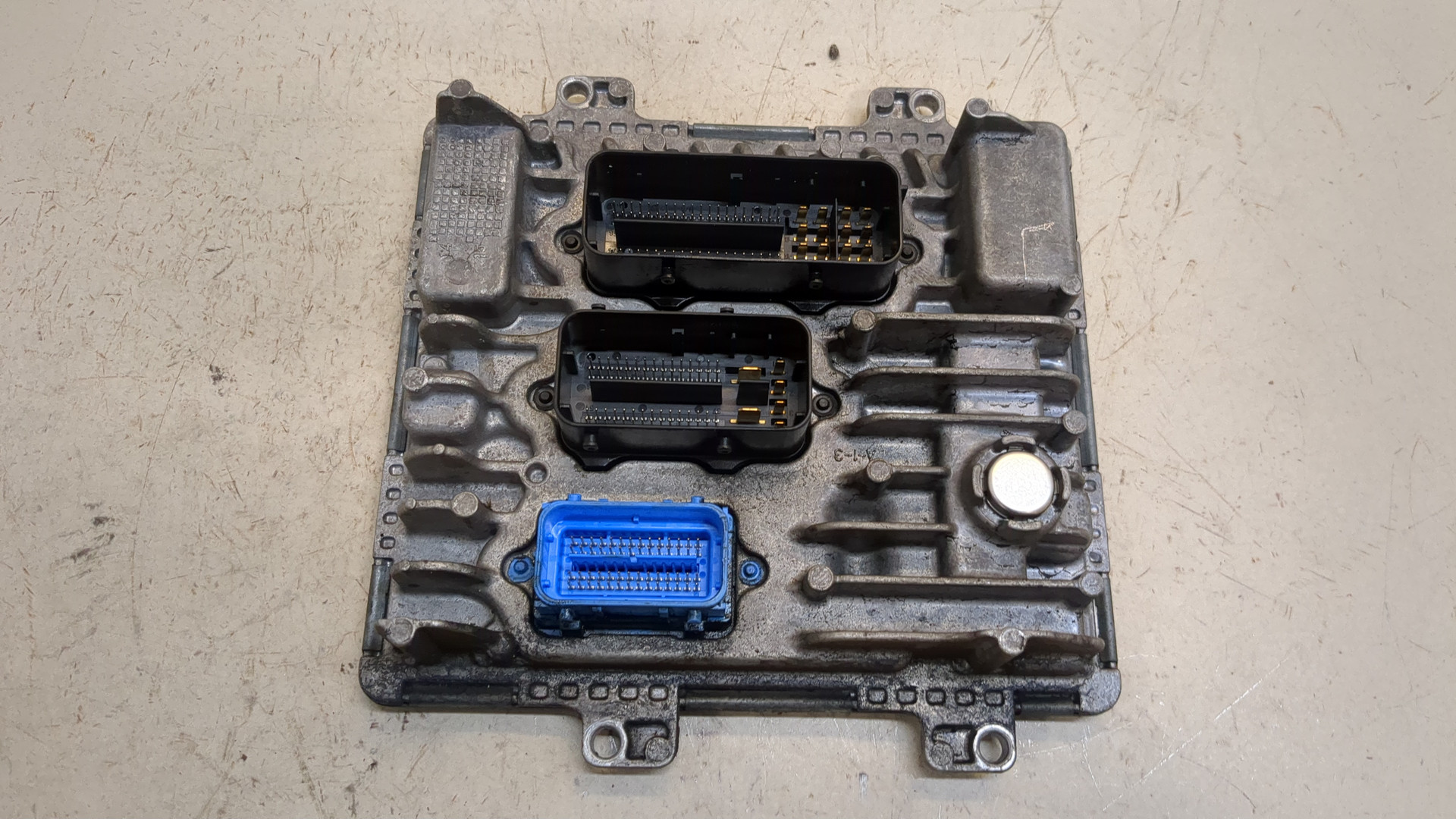 Блок управления двигателем