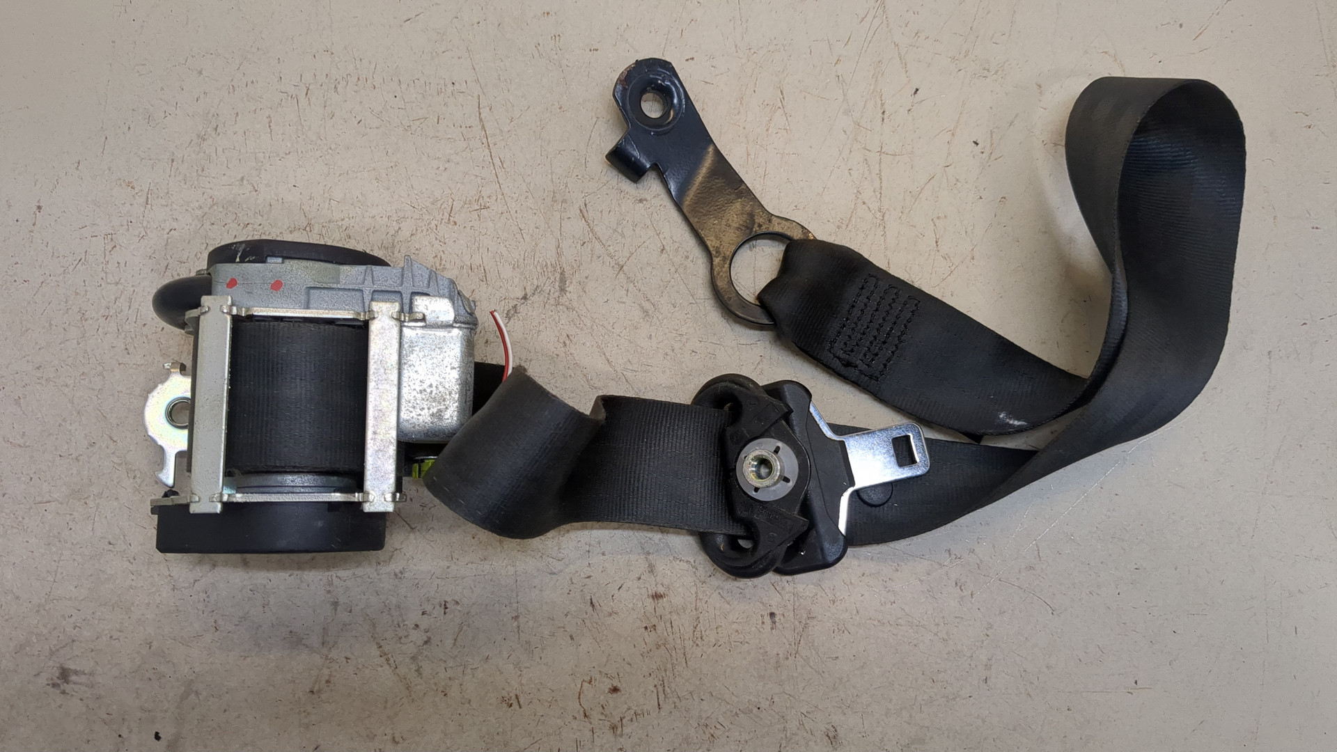 Ремень безопасности