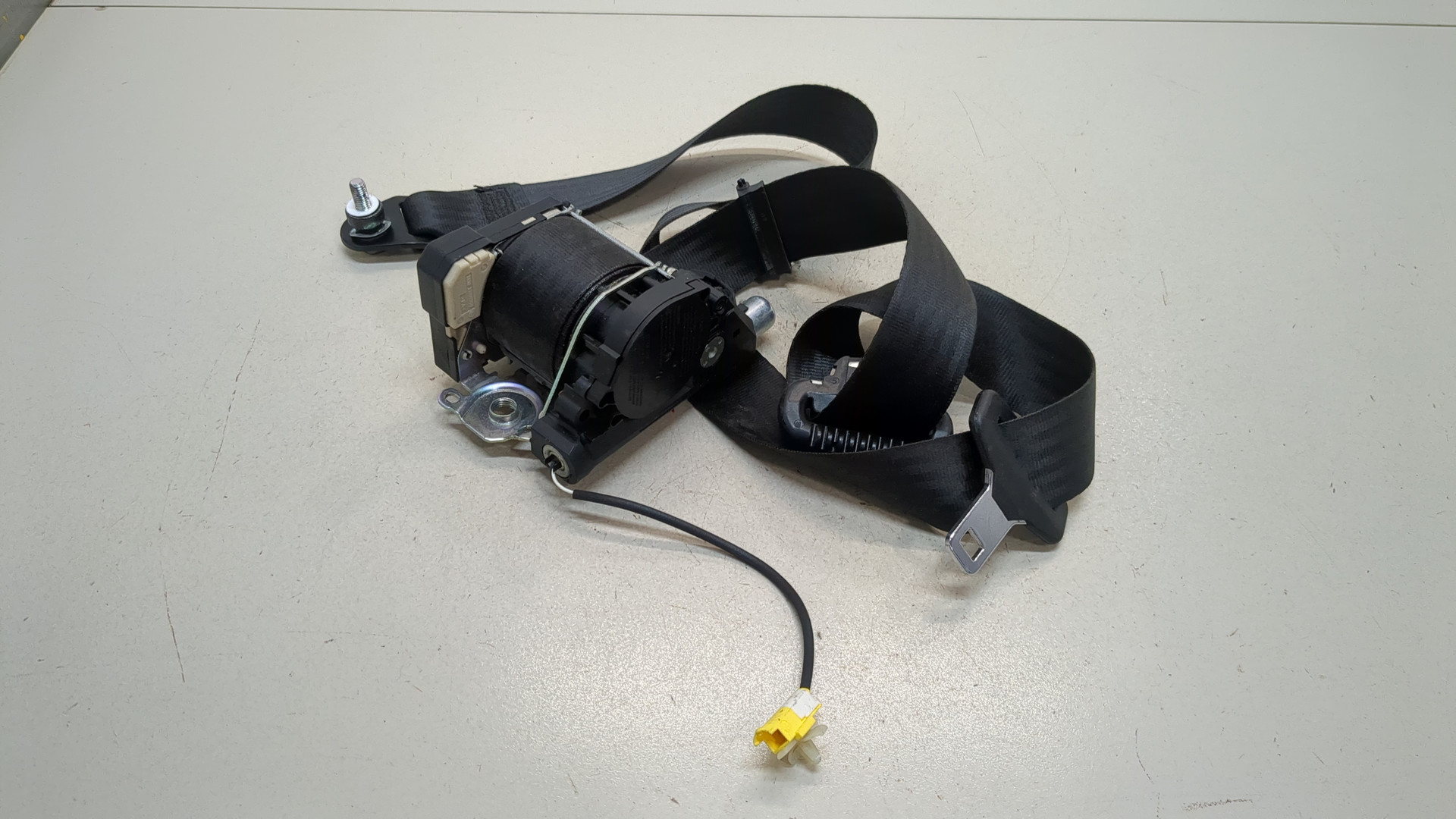 Ремень безопасности