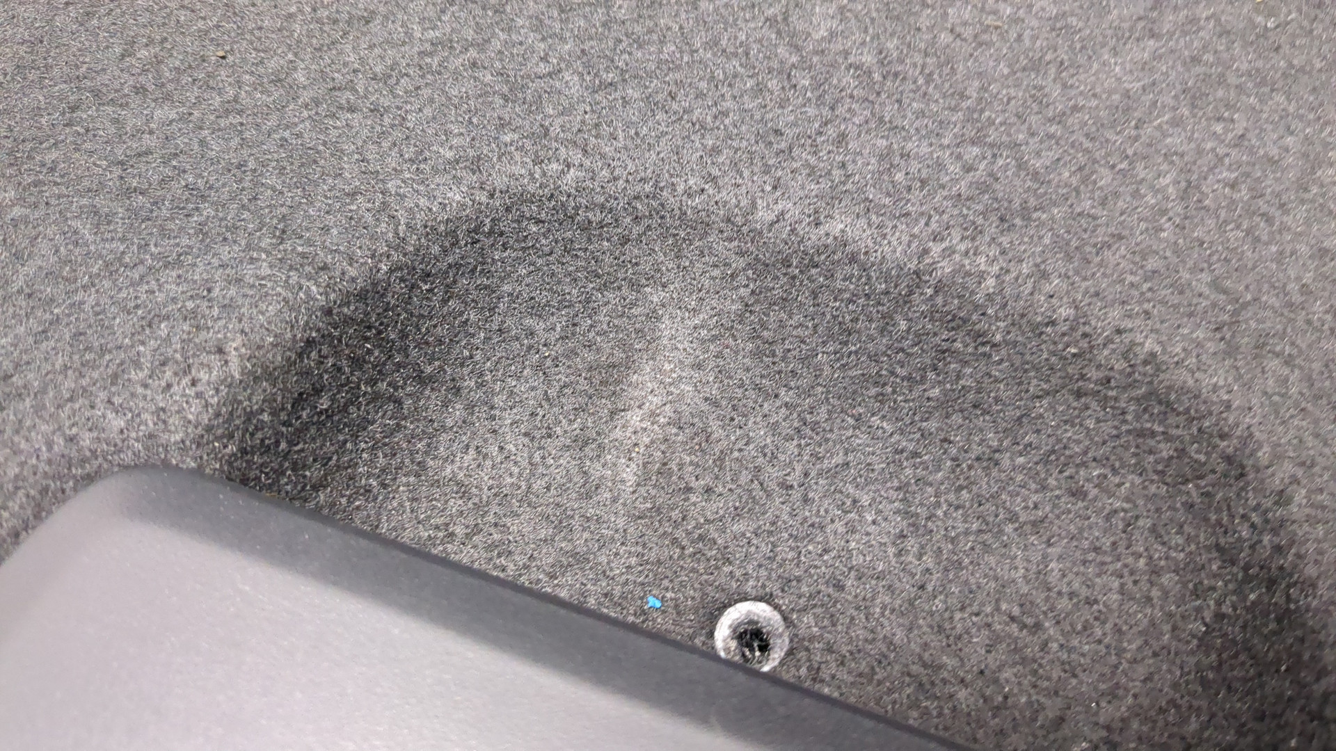 Обшивка двери багажника