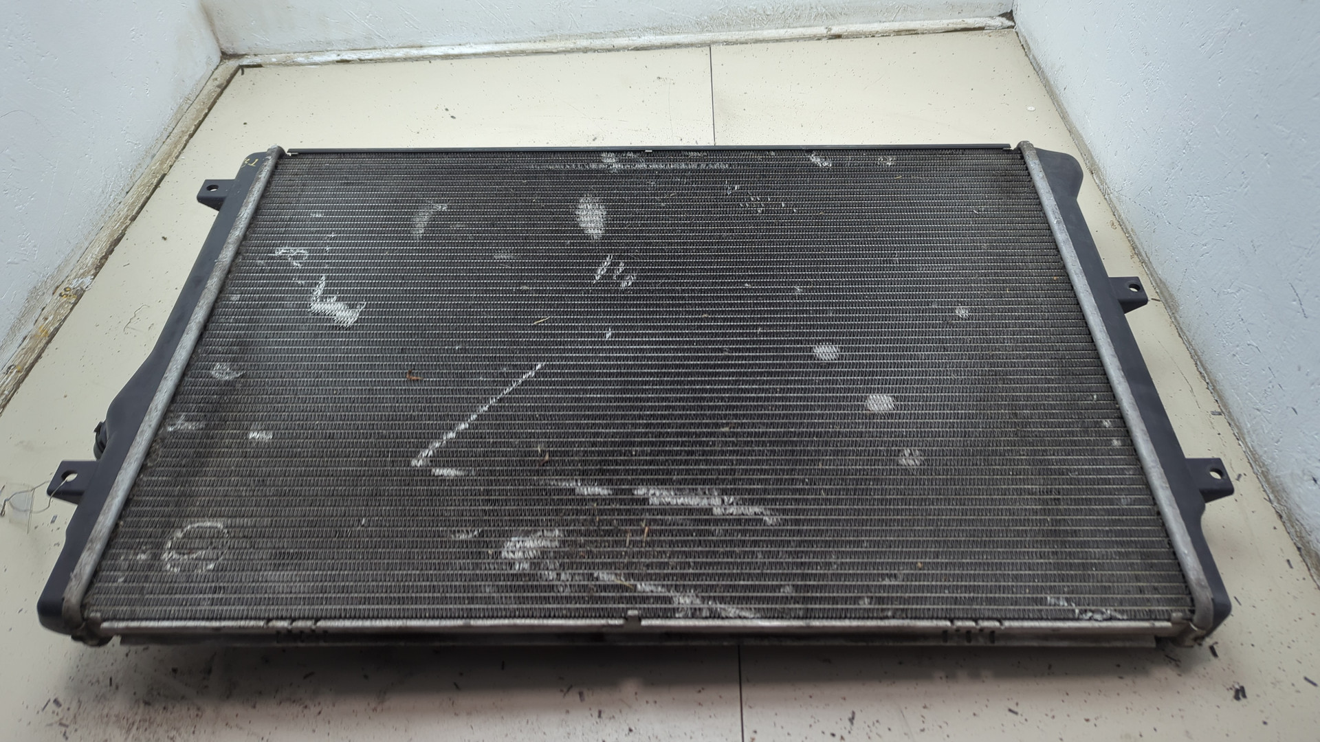 Радиатор охлаждения двигателя основной