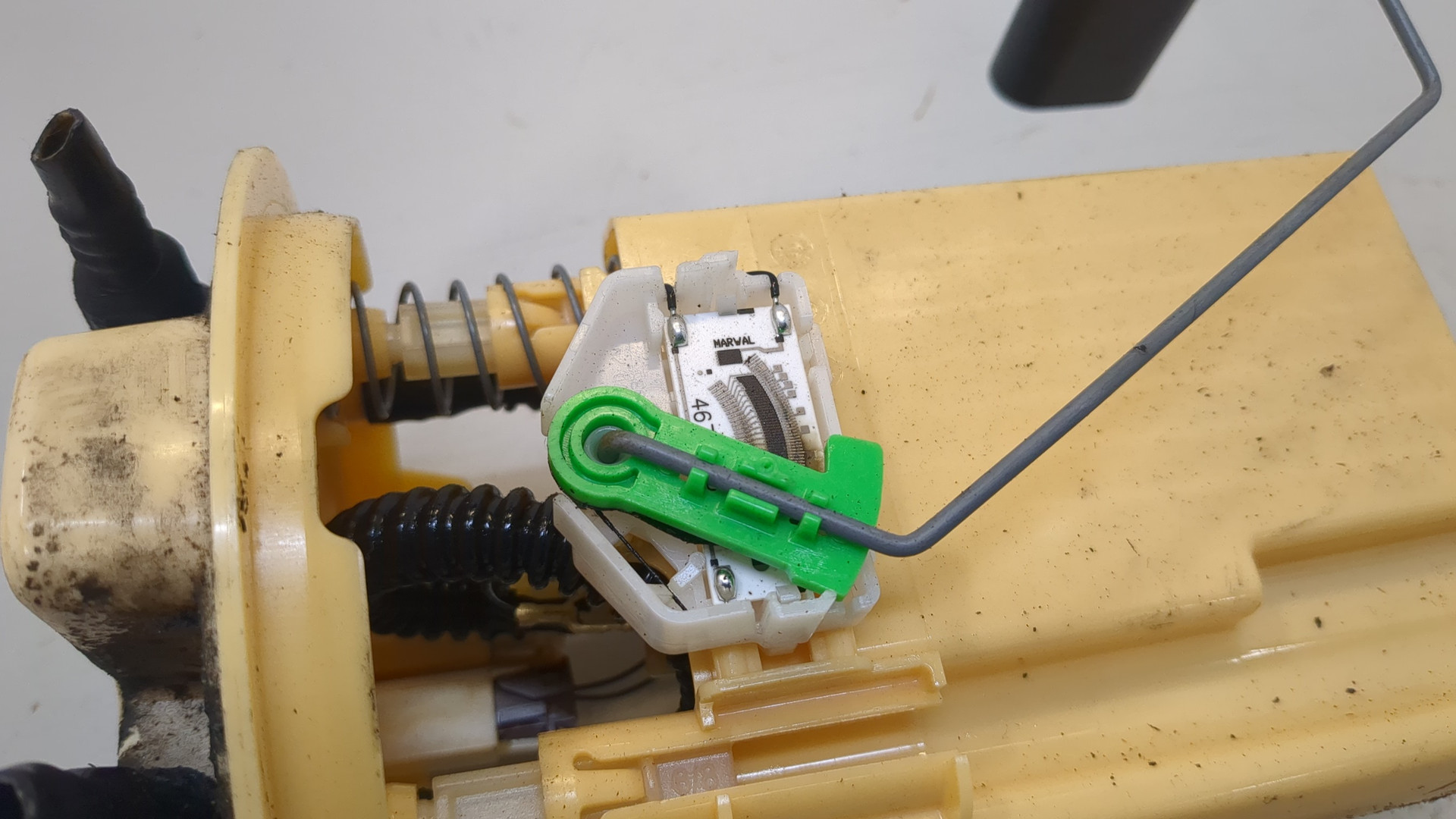 Насос топливный электрический