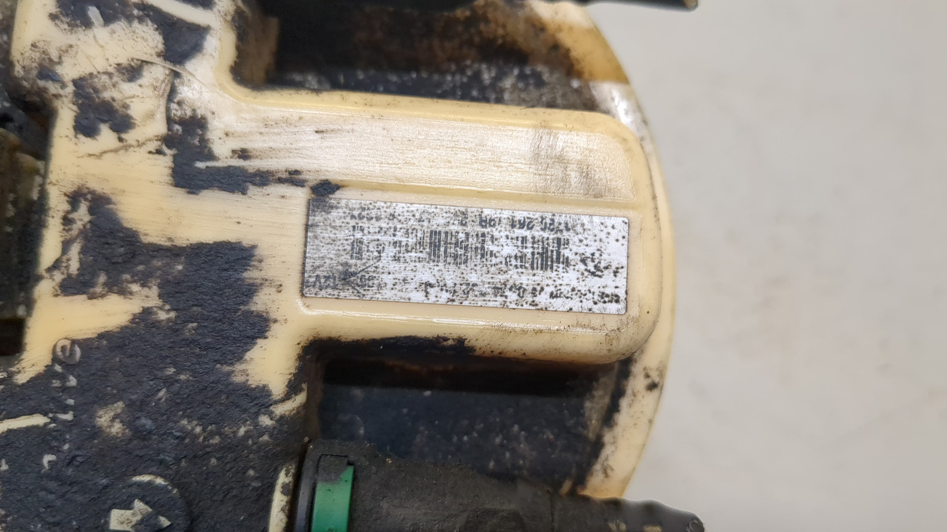 Насос топливный электрический