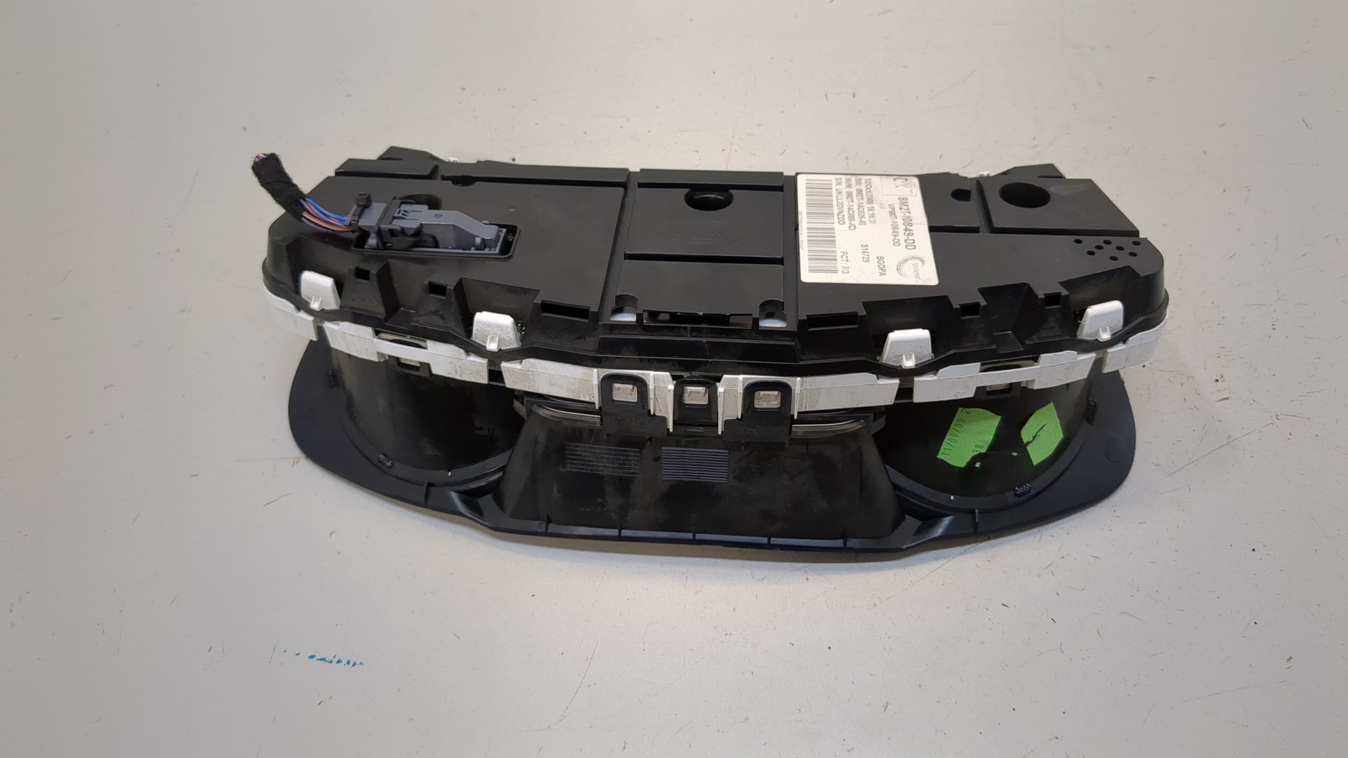 Панель приборов