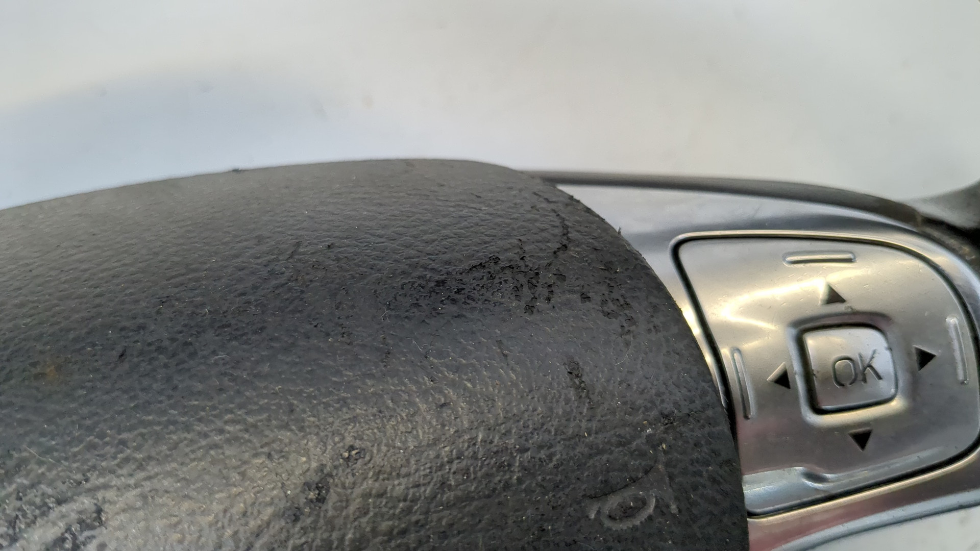 Рулевое колесо (руль)