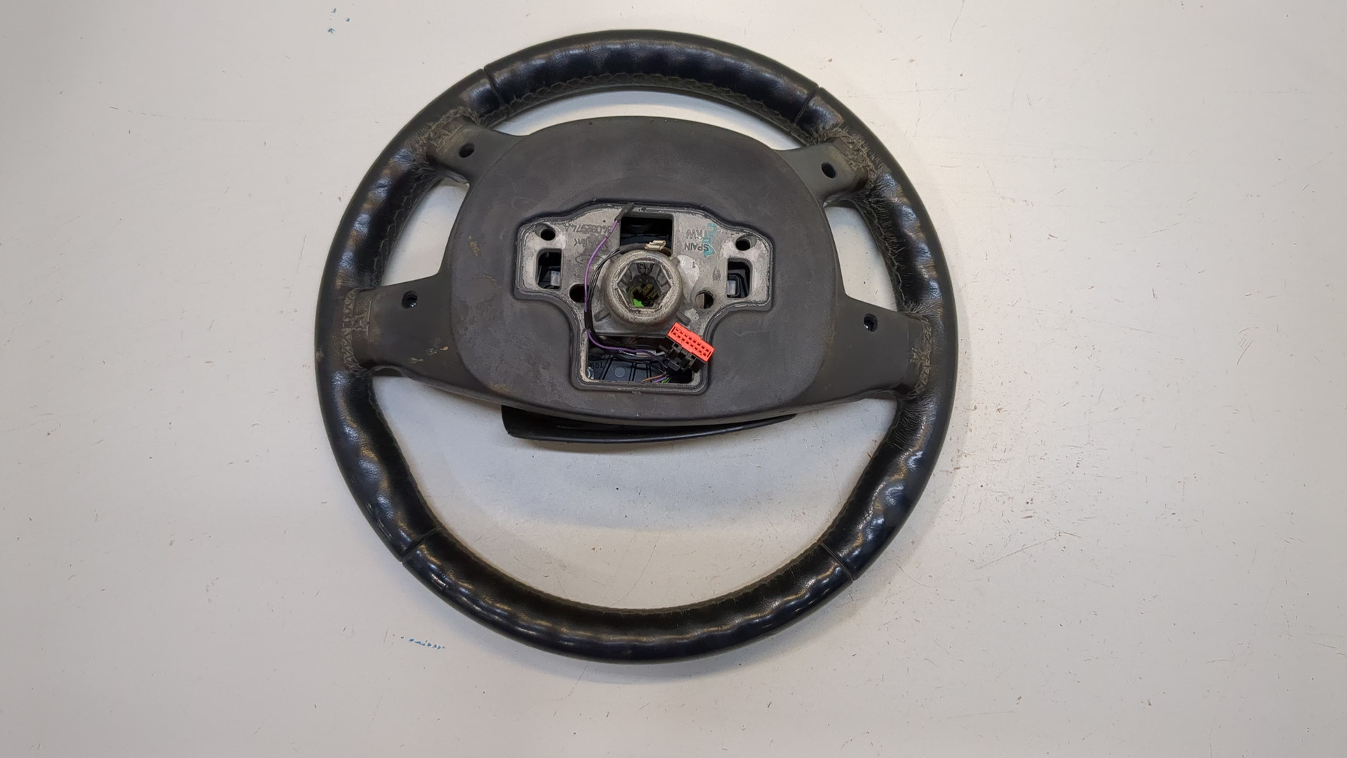 Рулевое колесо (руль)