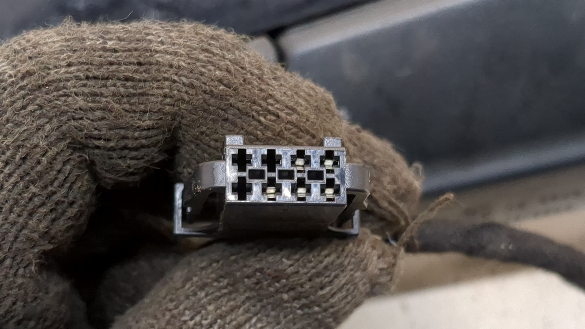 Зеркало правое электрическое