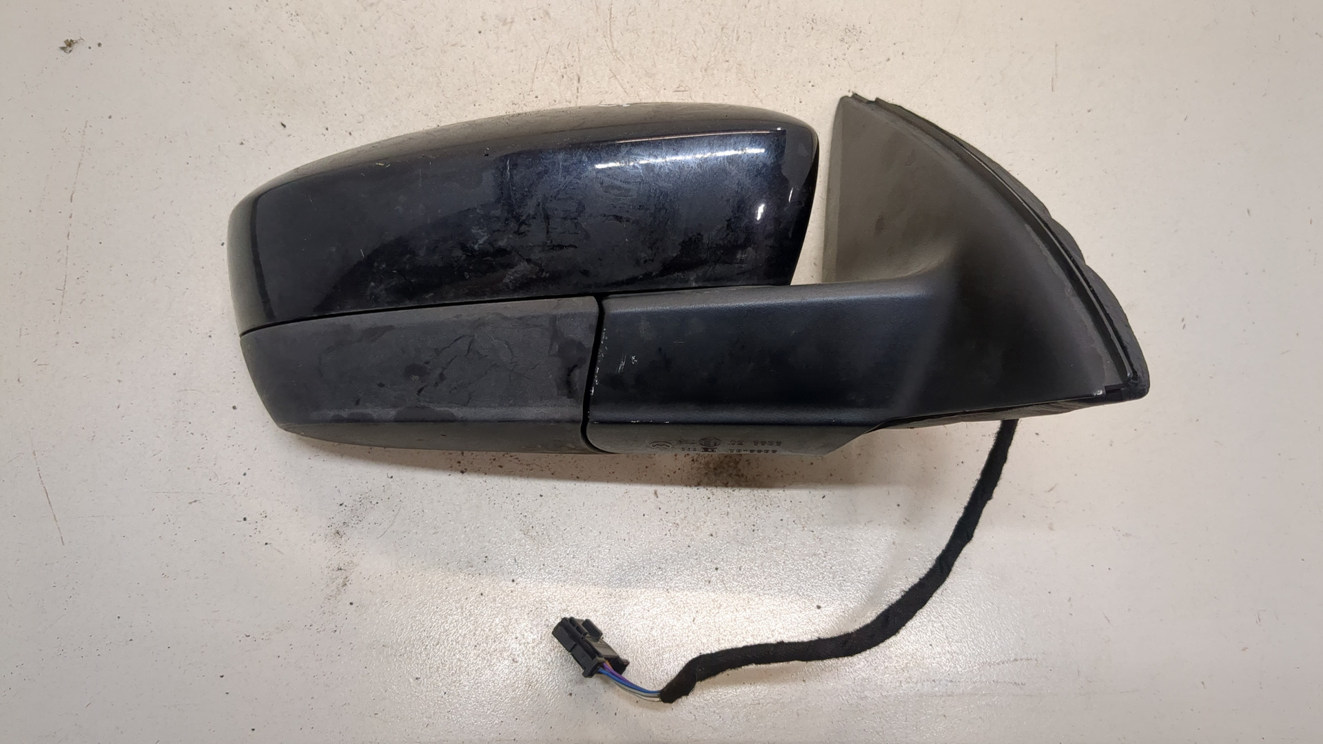 Зеркало правое электрическое