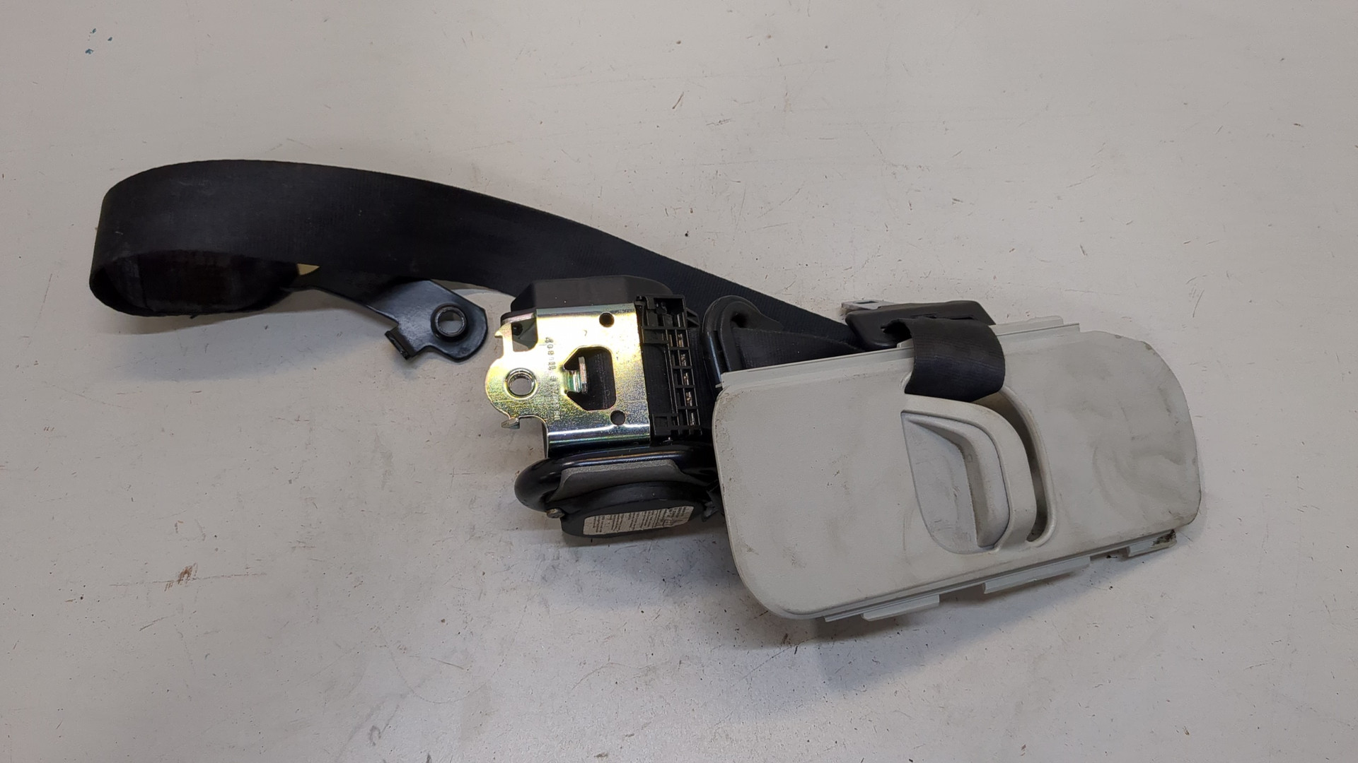 Ремень безопасности