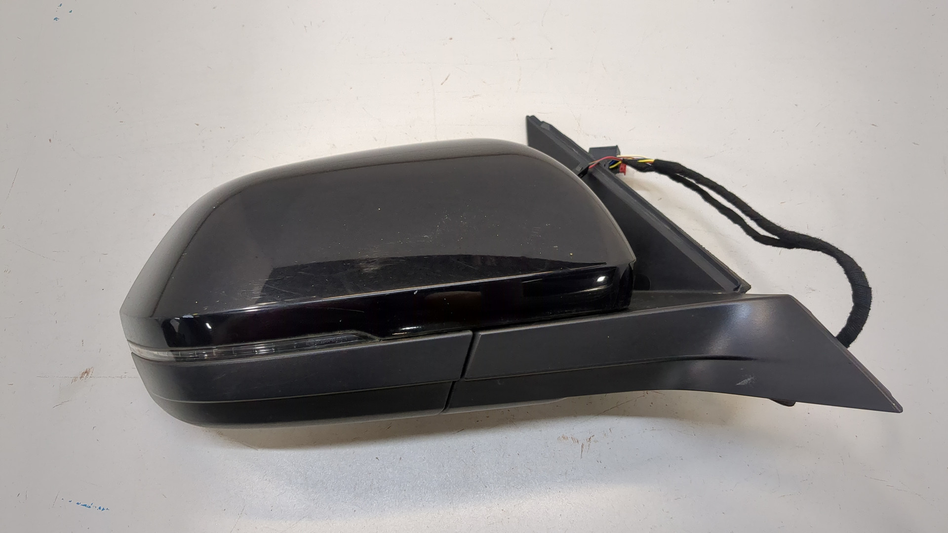 Зеркало правое электрическое