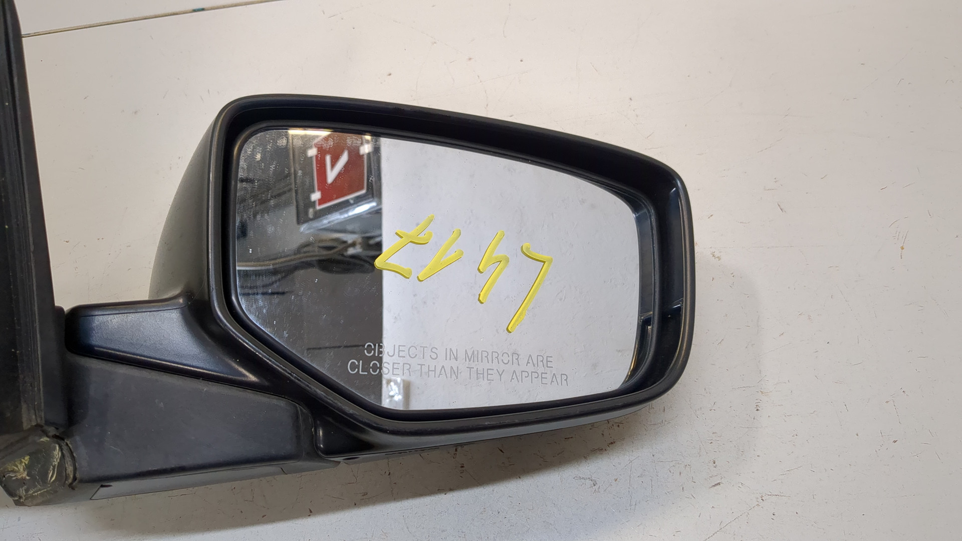 Зеркало правое электрическое