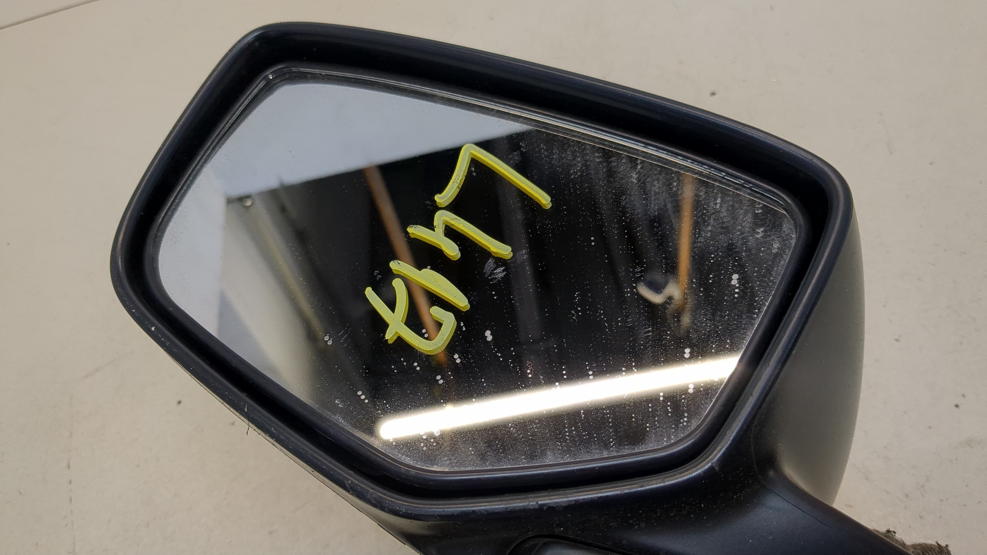 Зеркало левое электрическое