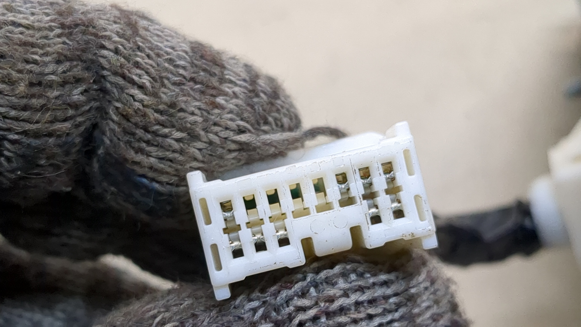 Зеркало левое электрическое