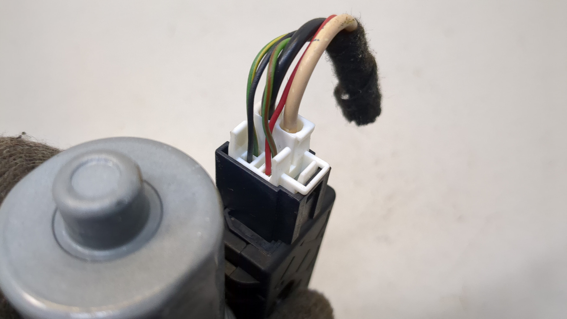 Моторчик люка