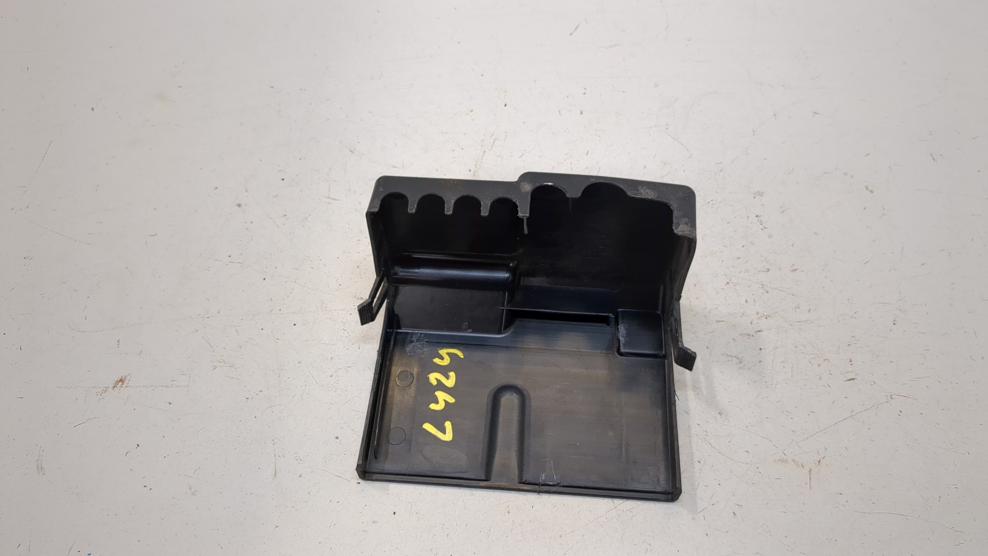 Корпус блока предохранителей