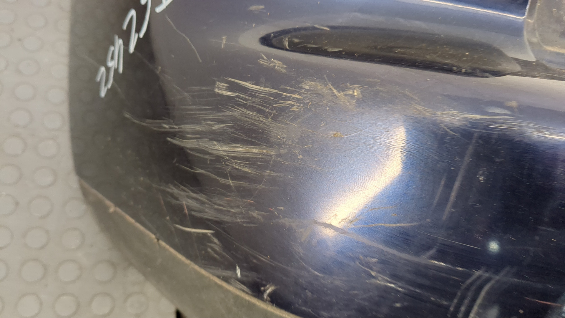 Бампер задний