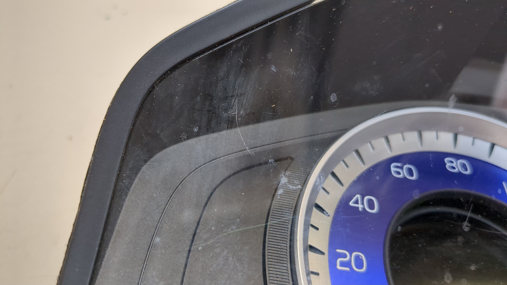 Панель приборов