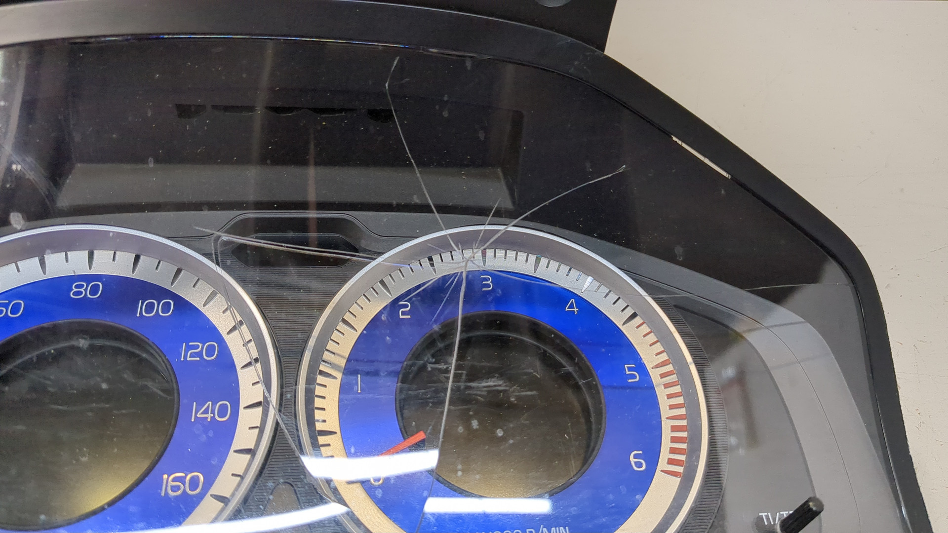 Панель приборов