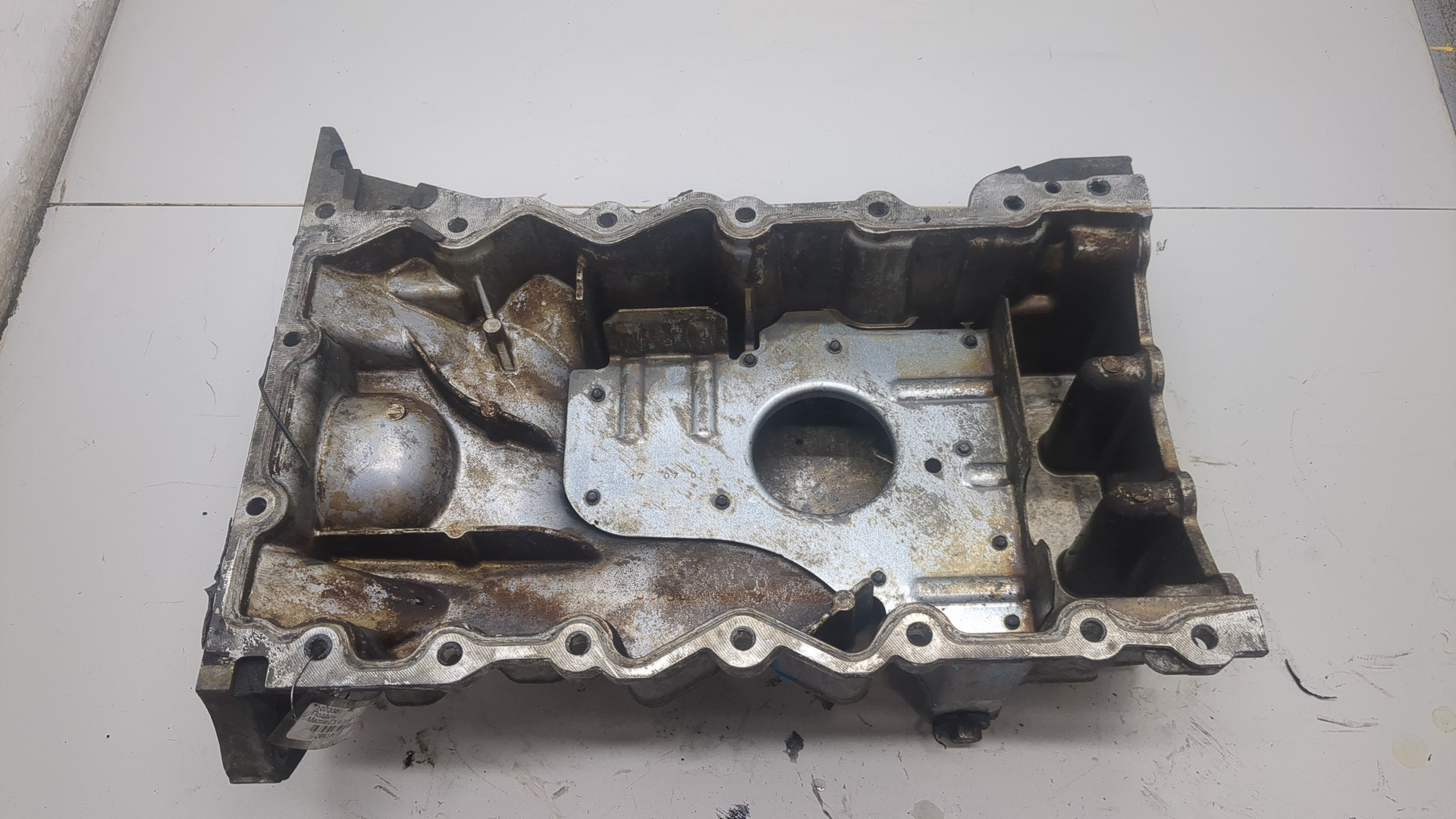 Поддон масляный двигателя (картер)