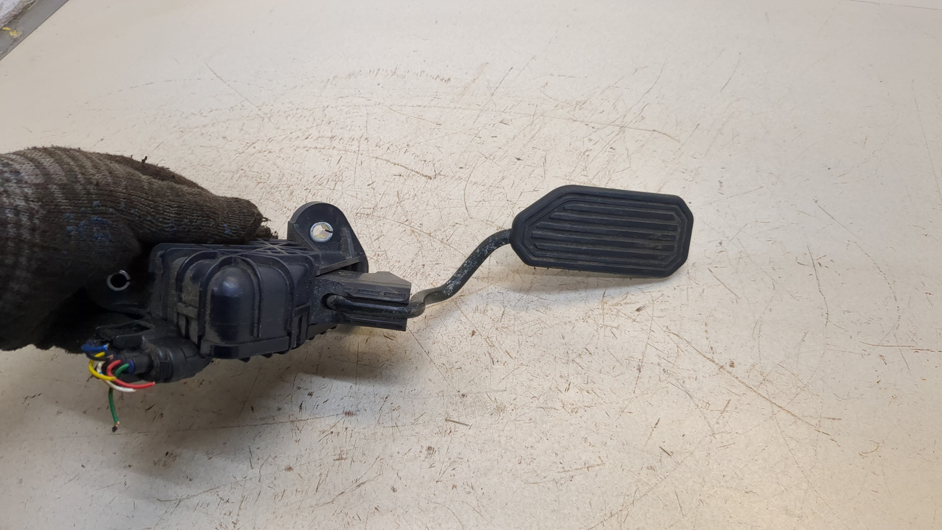 Педаль газа