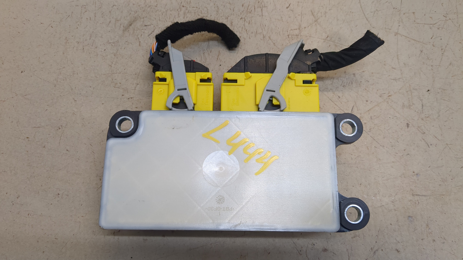 Блок управления подушек безопасности (AIR BAG)