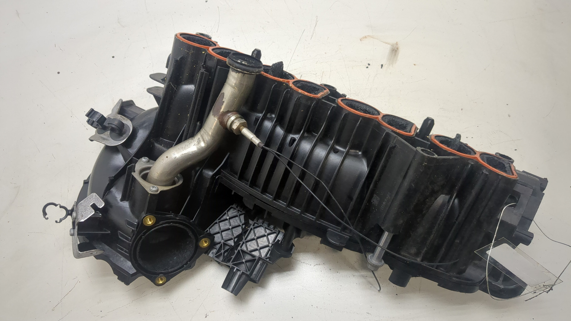 Коллектор впускной