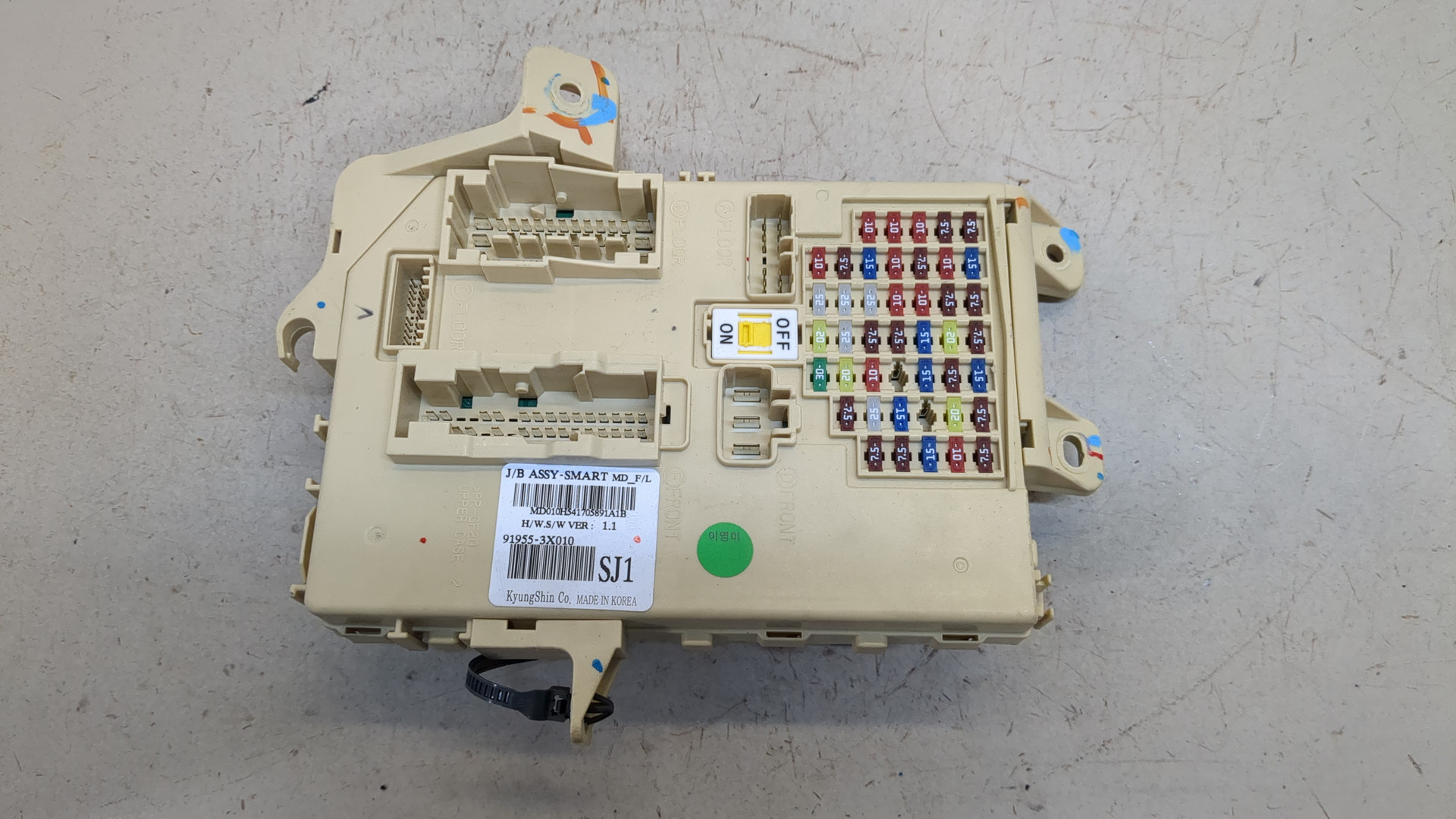 Блок предохранителей