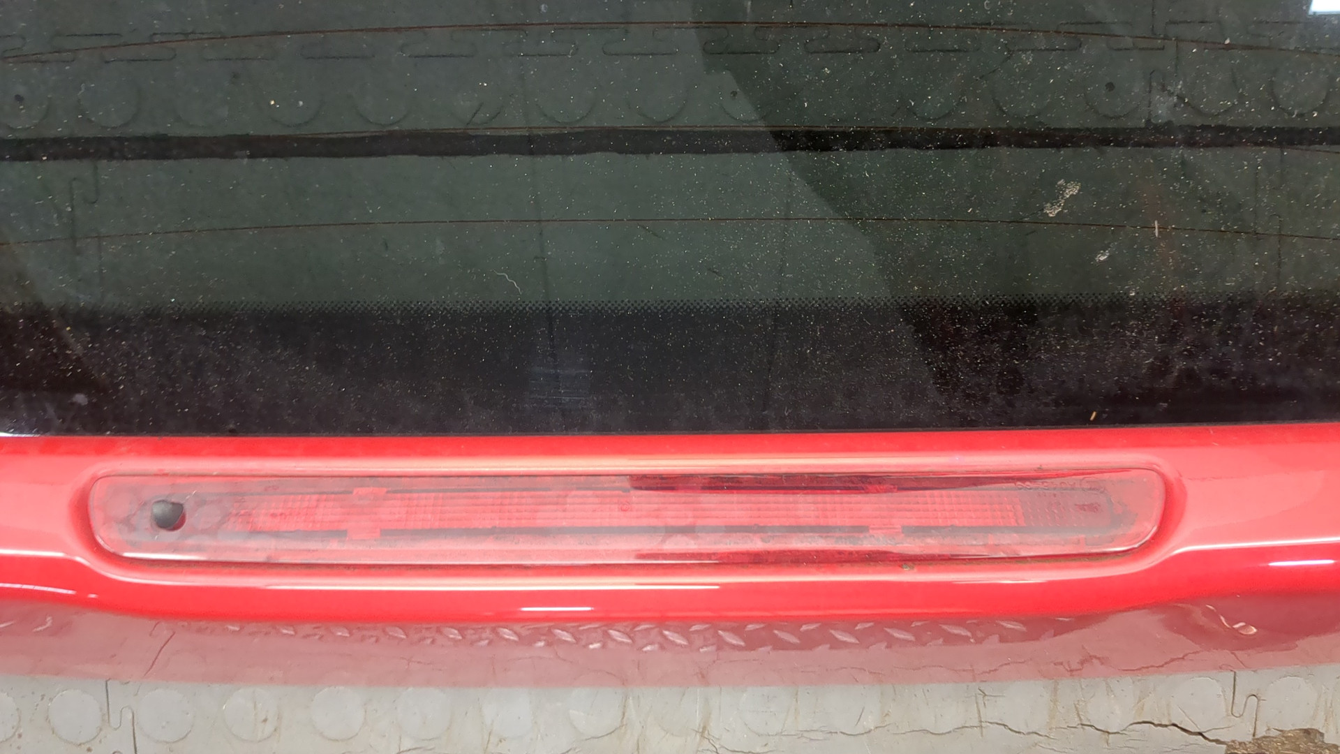 Дверь багажника