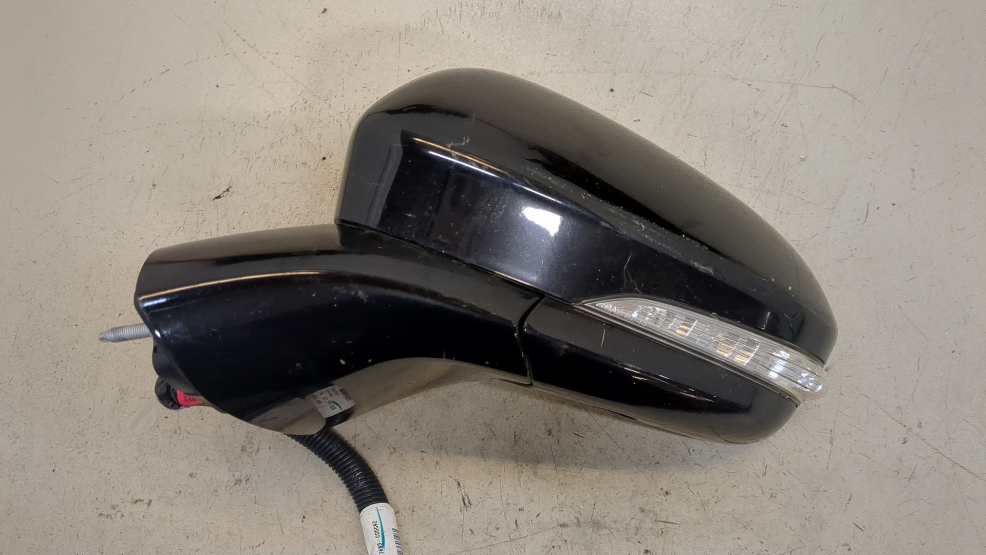 Зеркало левое электрическое