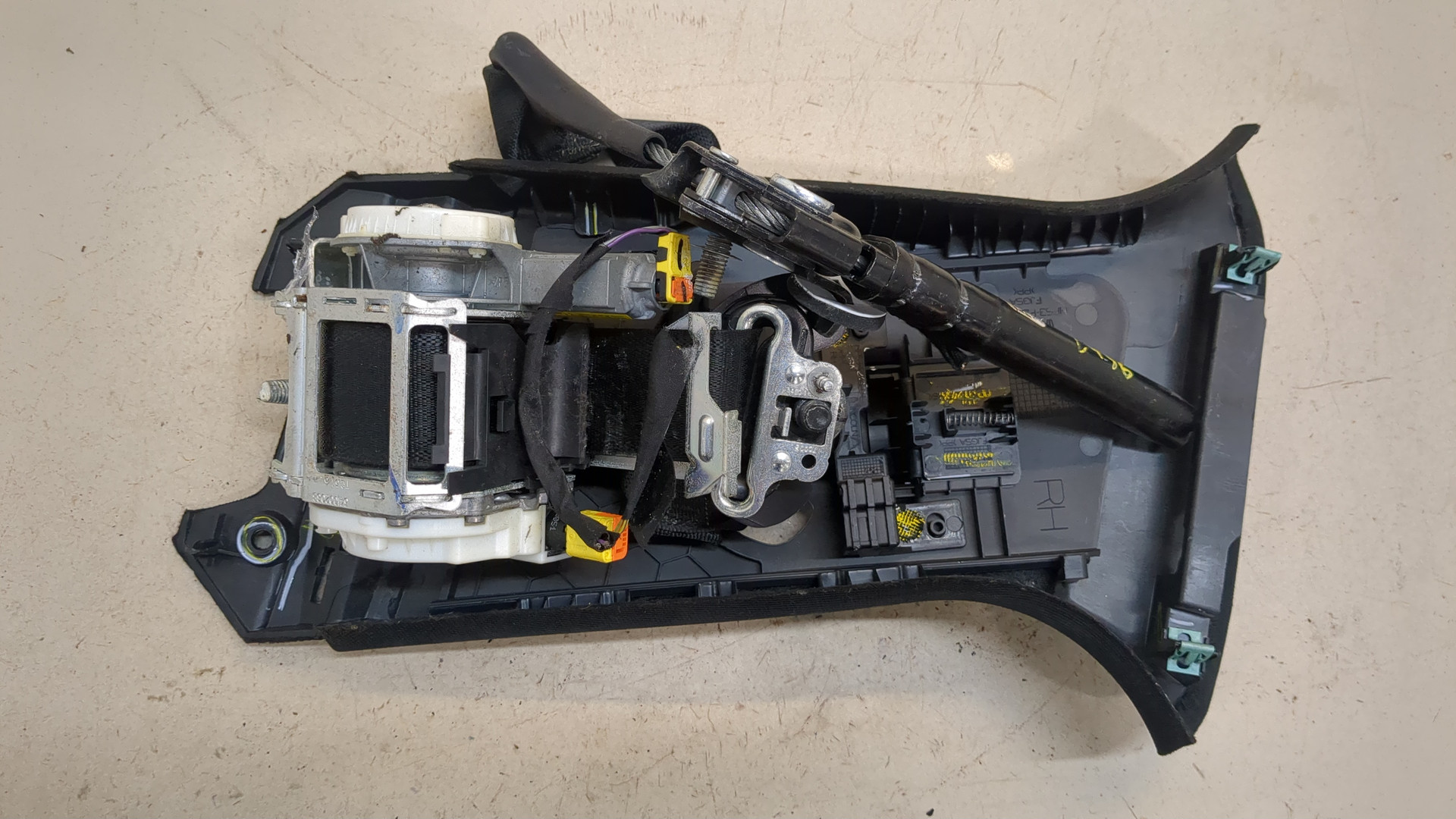 Ремень безопасности