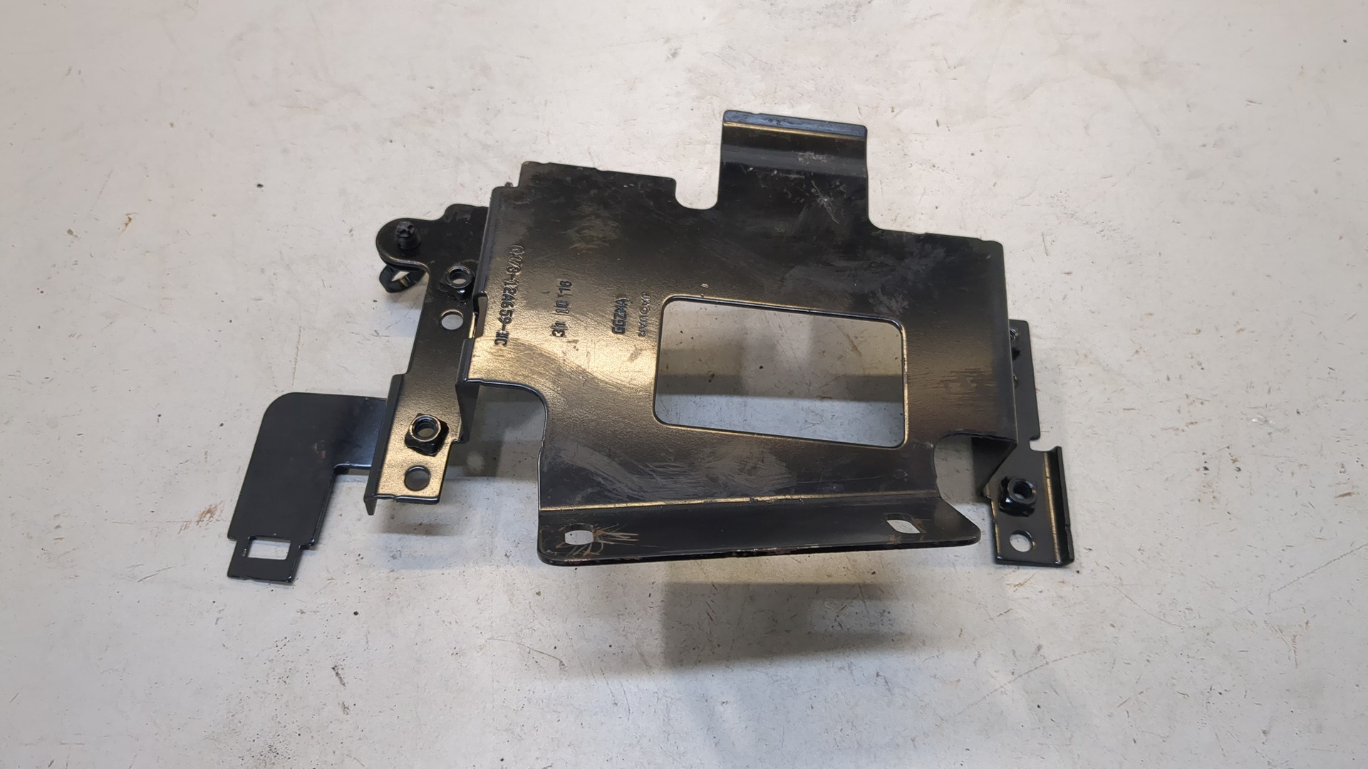 Кронштейн электронного блока управления / контроля