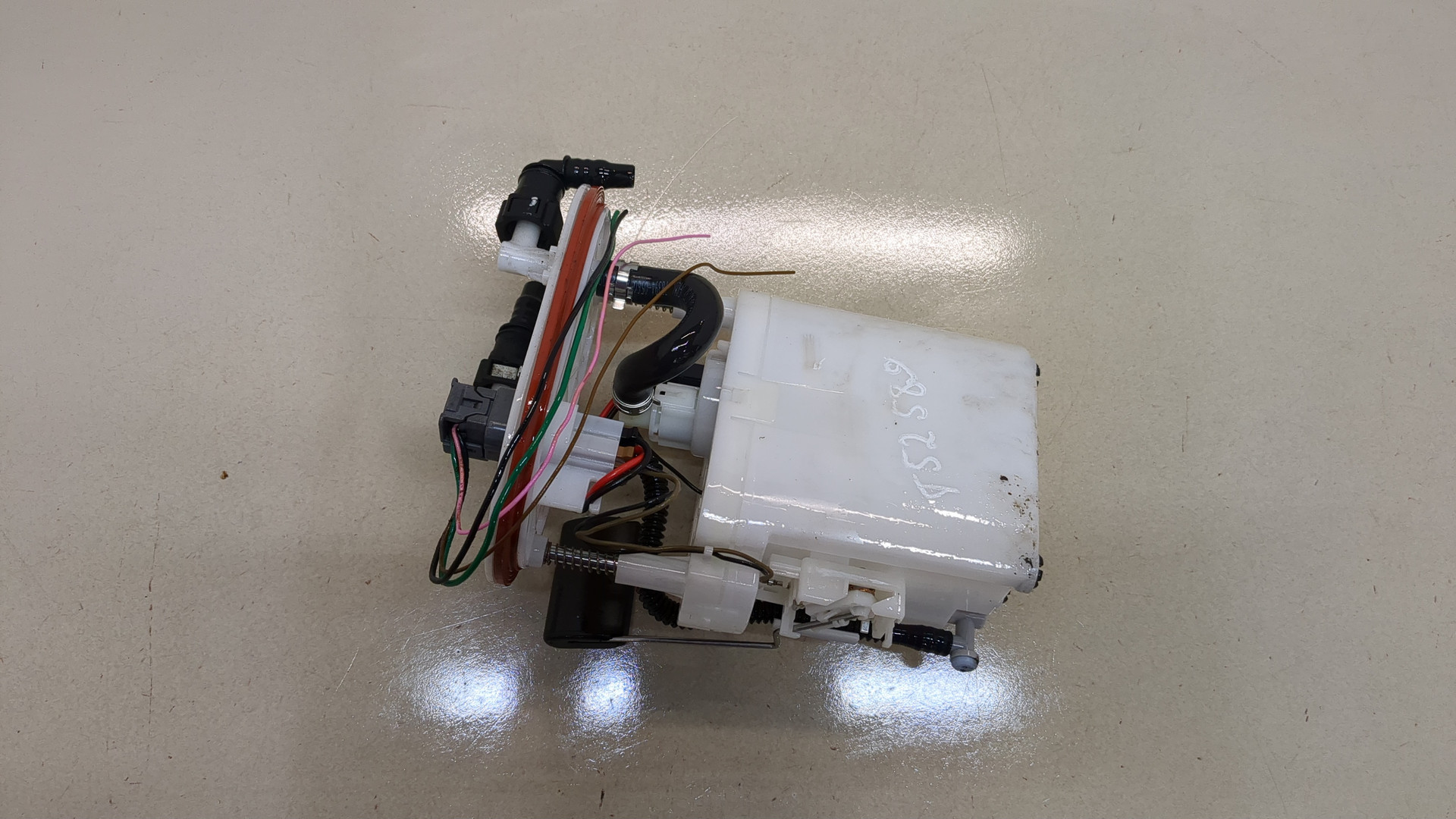 Насос топливный электрический