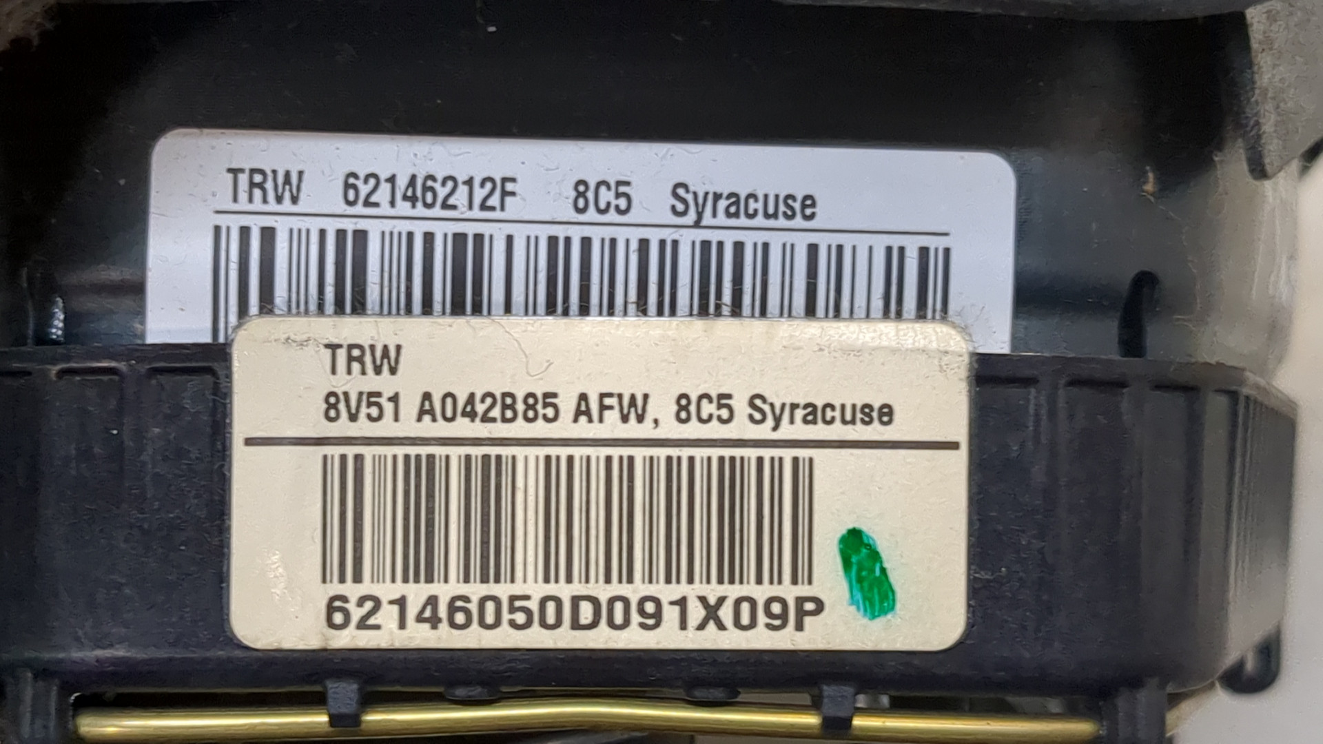 Подушка безопасности в рулевое колесо