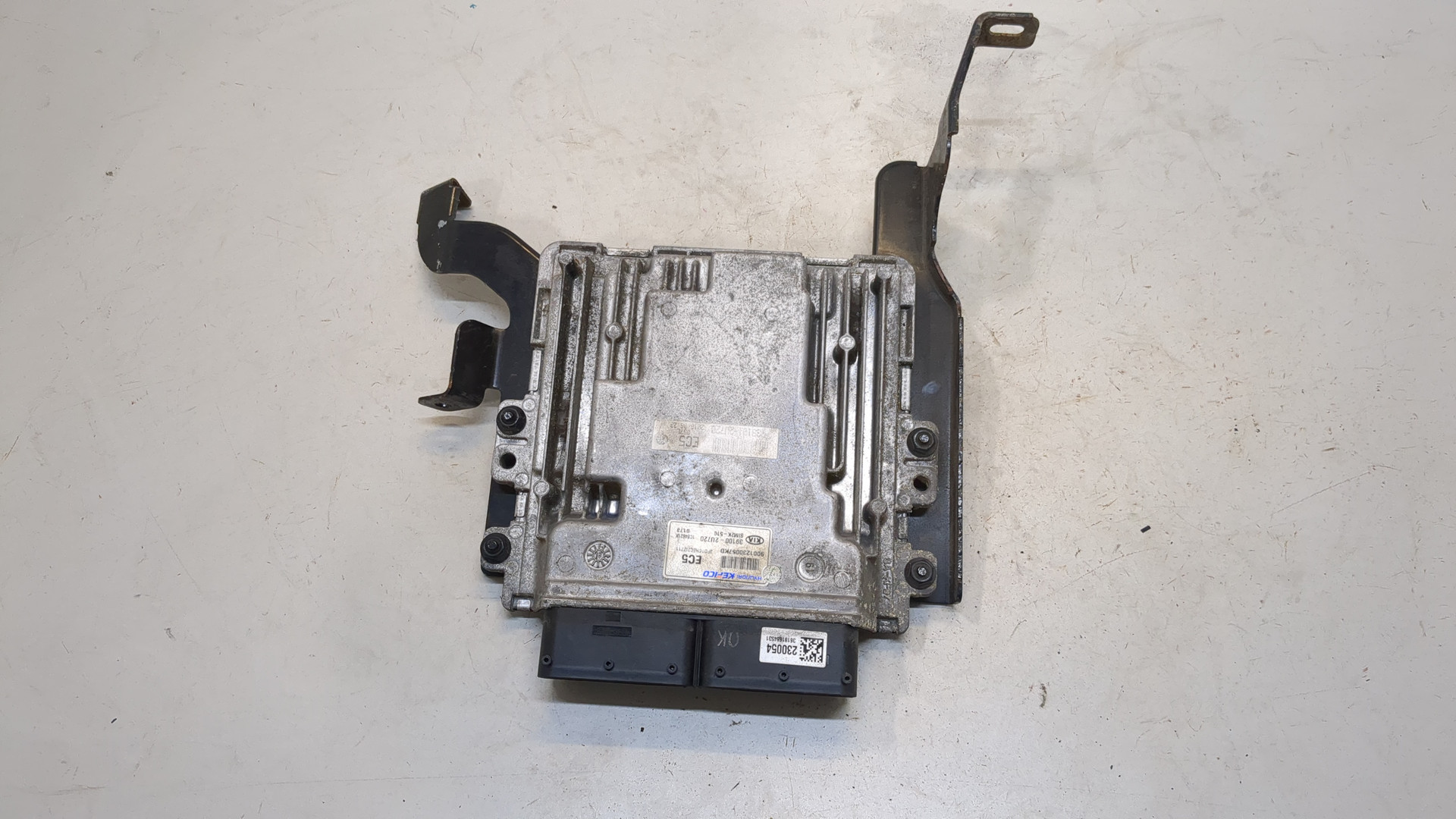 Блок управления двигателем