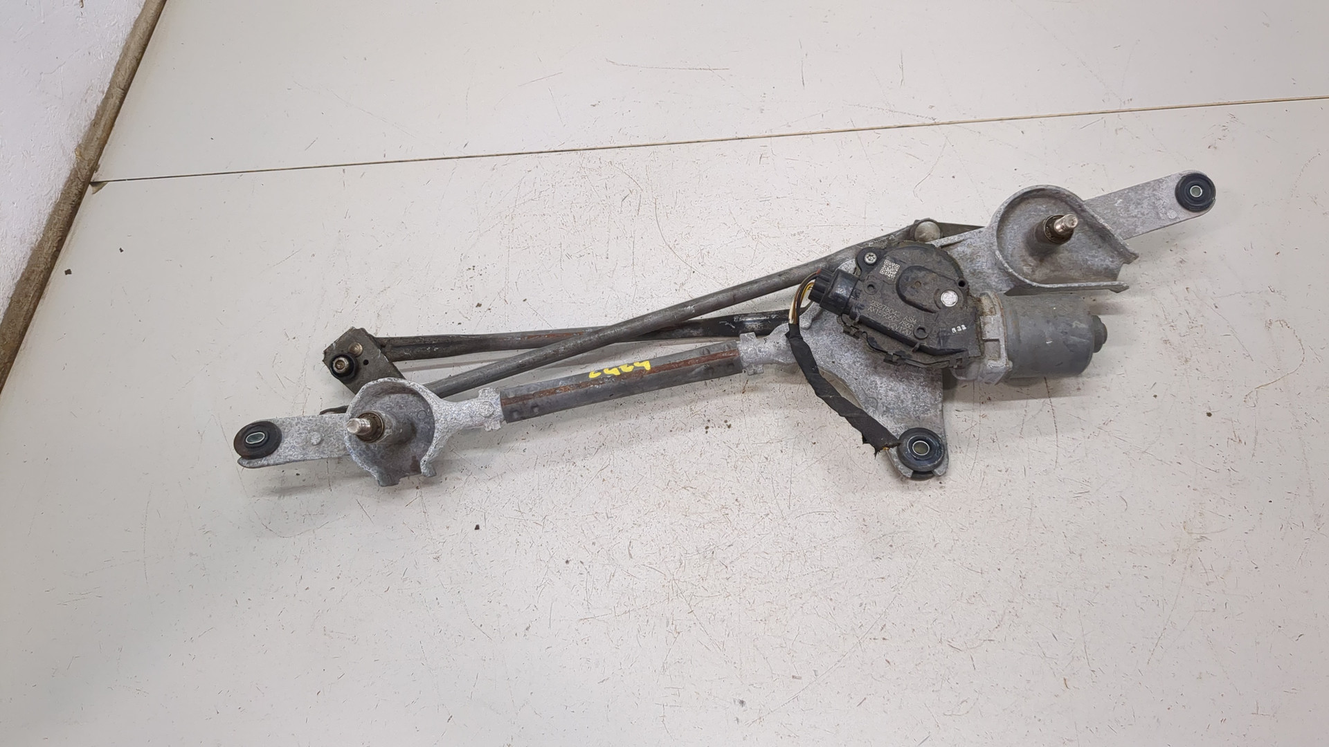 Трапеция стеклоочистителей