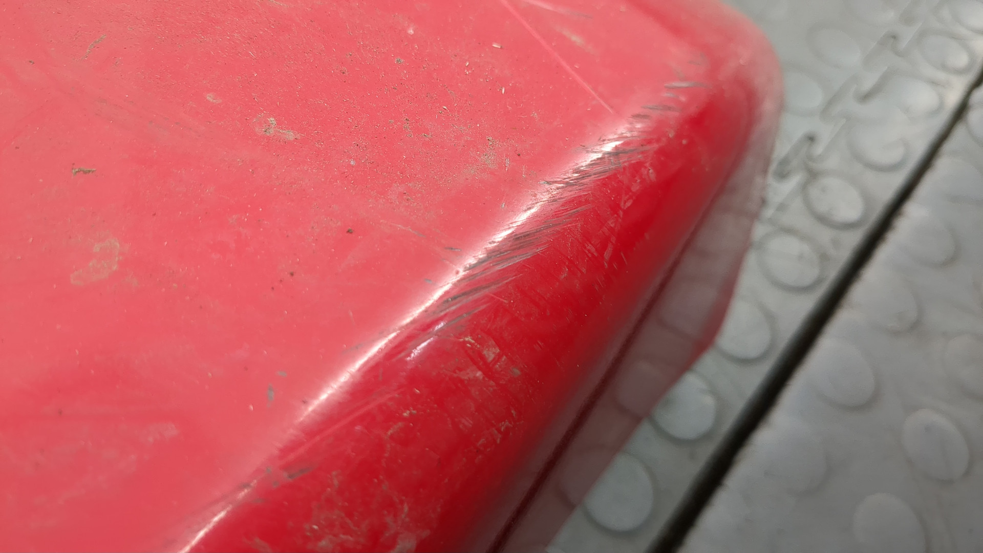 Крыло заднее левое