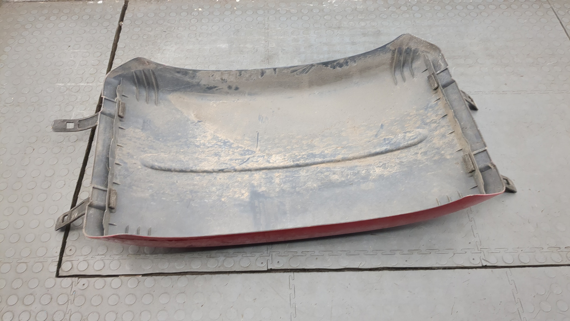 Крыло заднее левое