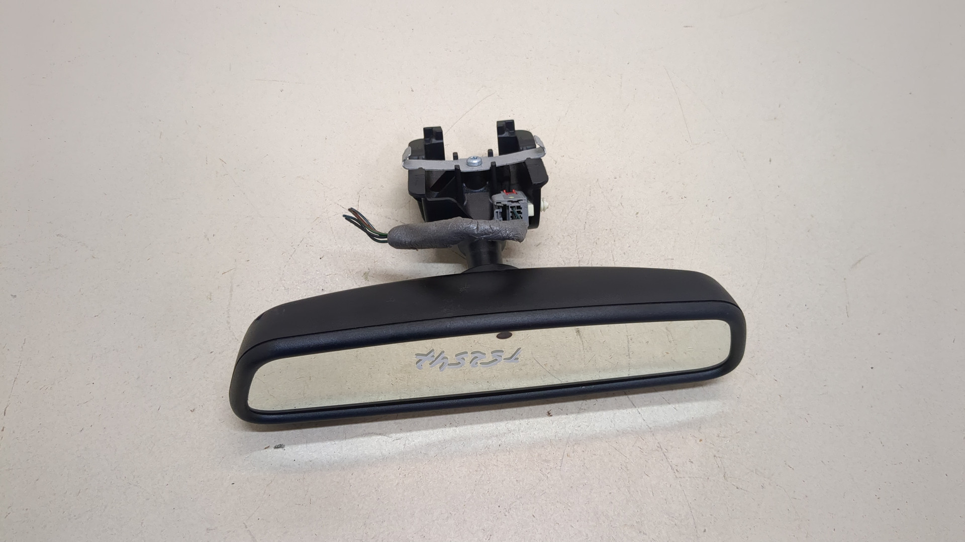 Зеркало заднего вида