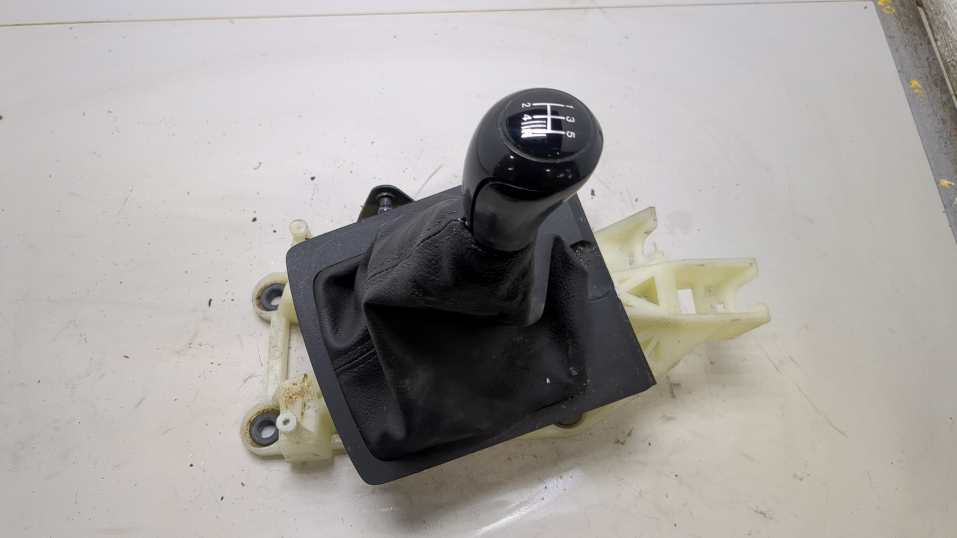 Кулиса МКПП / АКПП