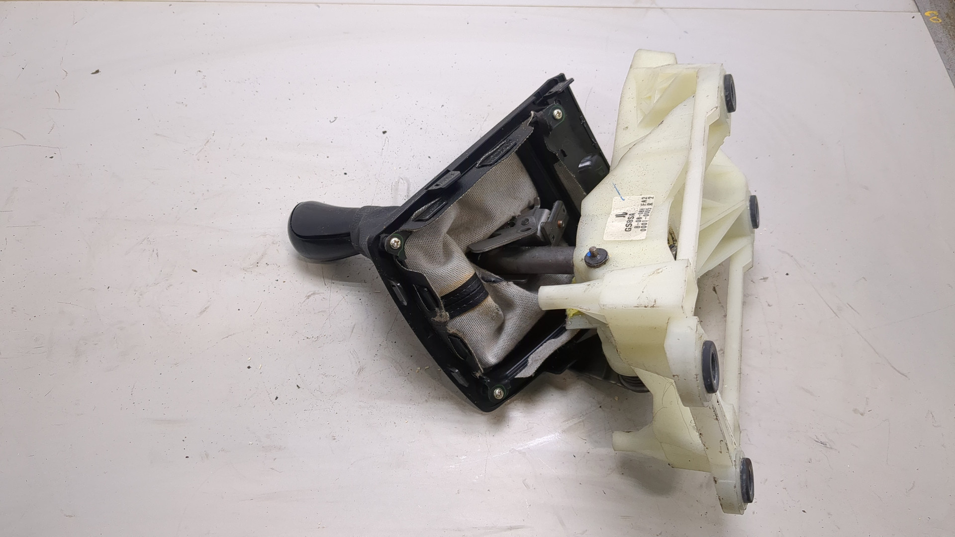 Кулиса МКПП / АКПП