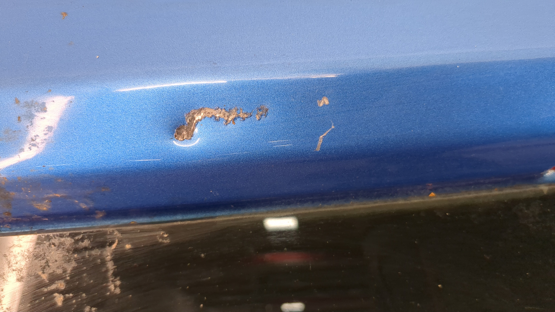 Дверь багажника