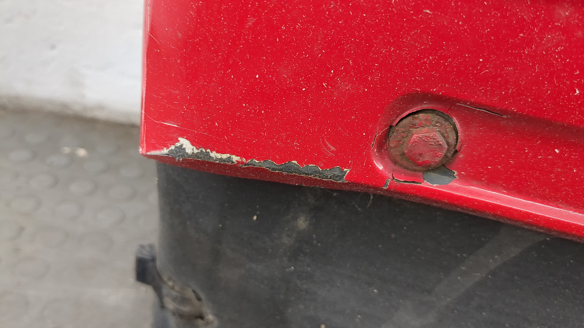 Крыло заднее левое