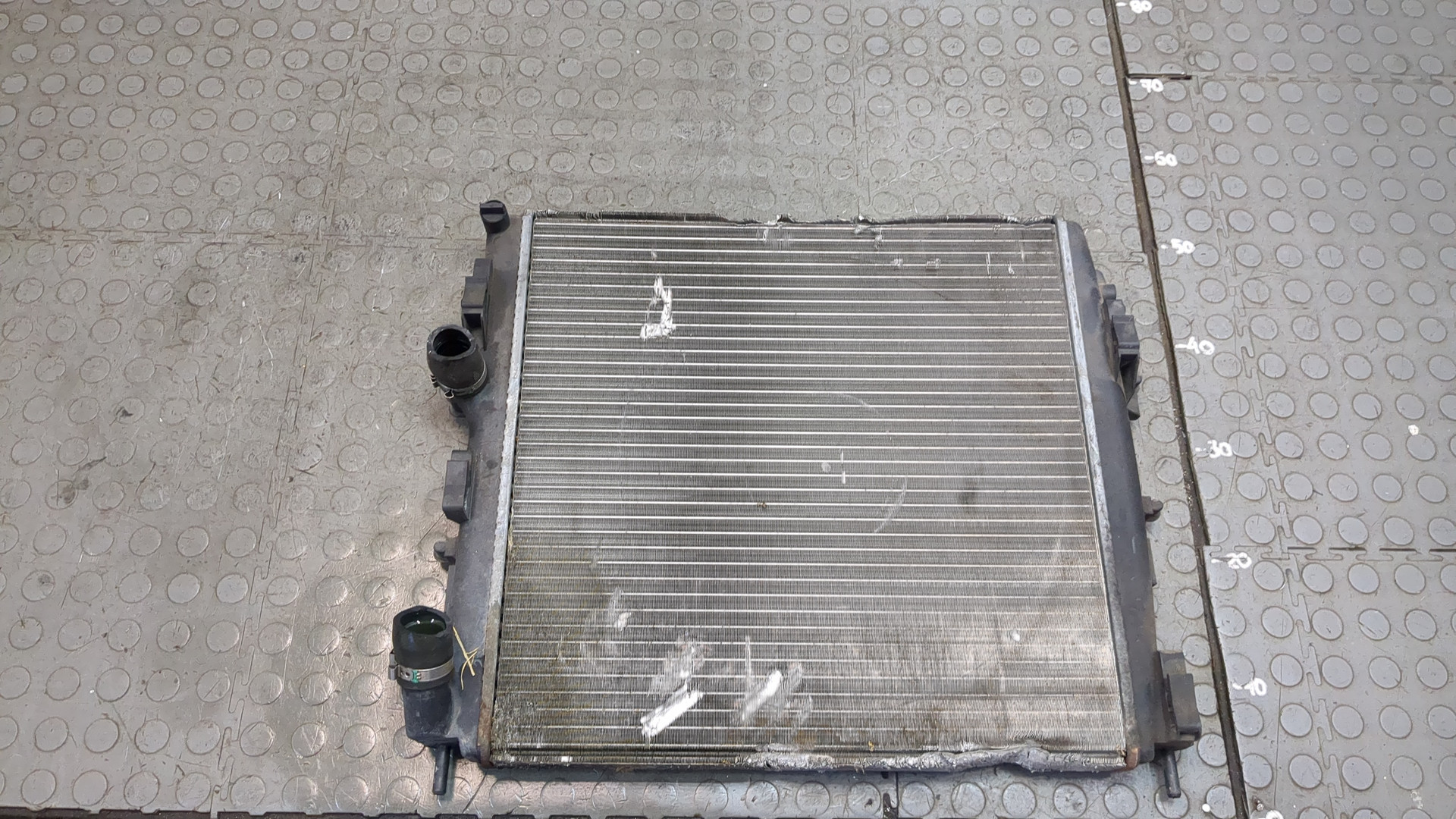 Радиатор охлаждения двигателя основной