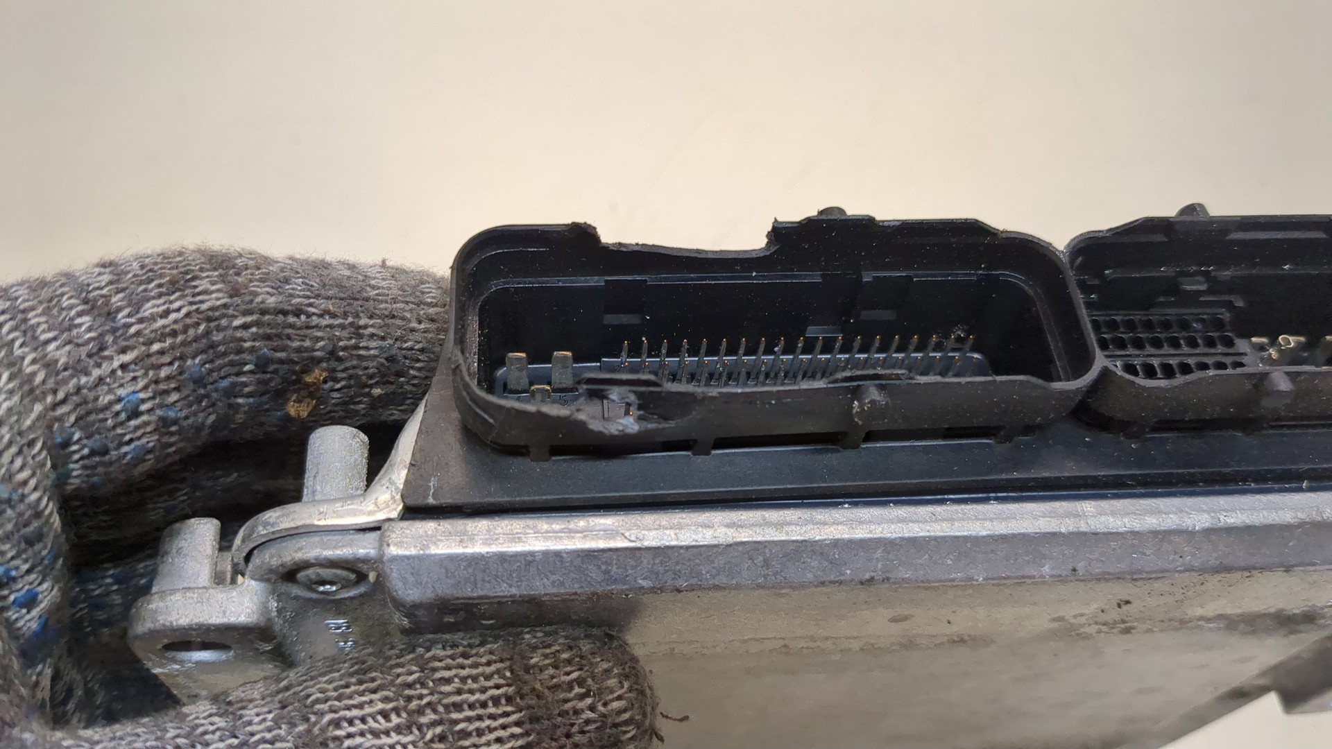 Блок управления двигателем