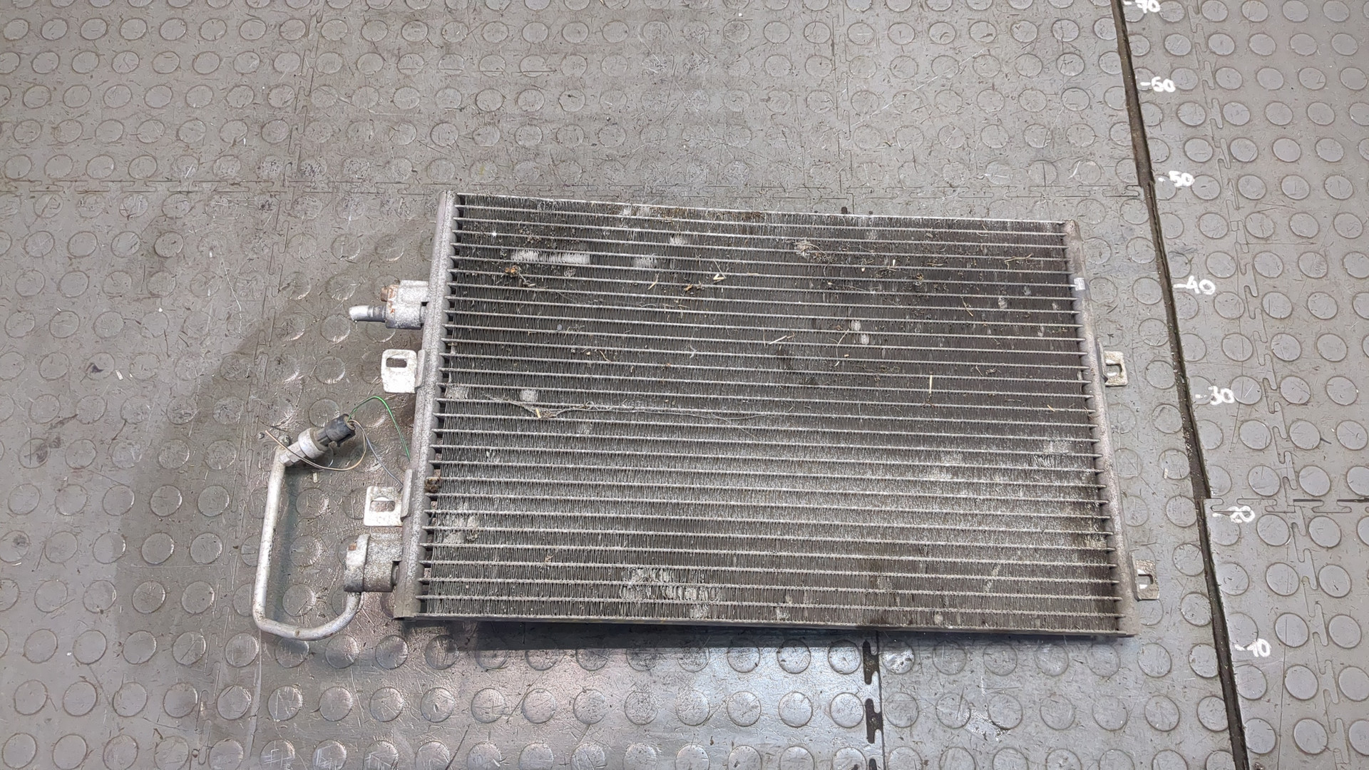 Радиатор кондиционера / конденсер